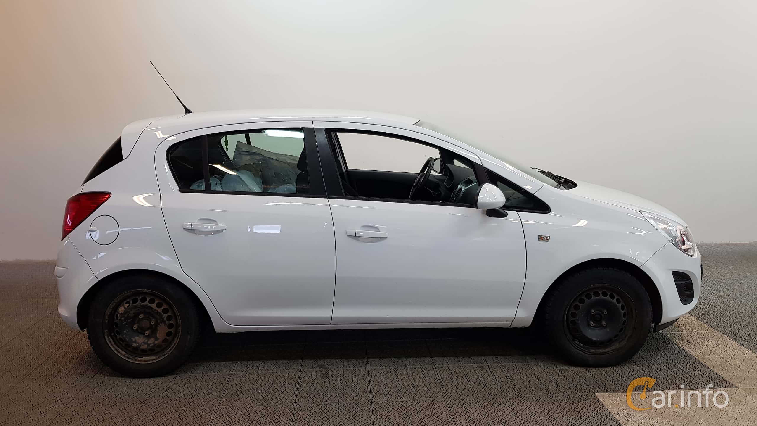 Opel Corsa 5-door 1.2 ecoFLEX Manual, 85hp, 2011