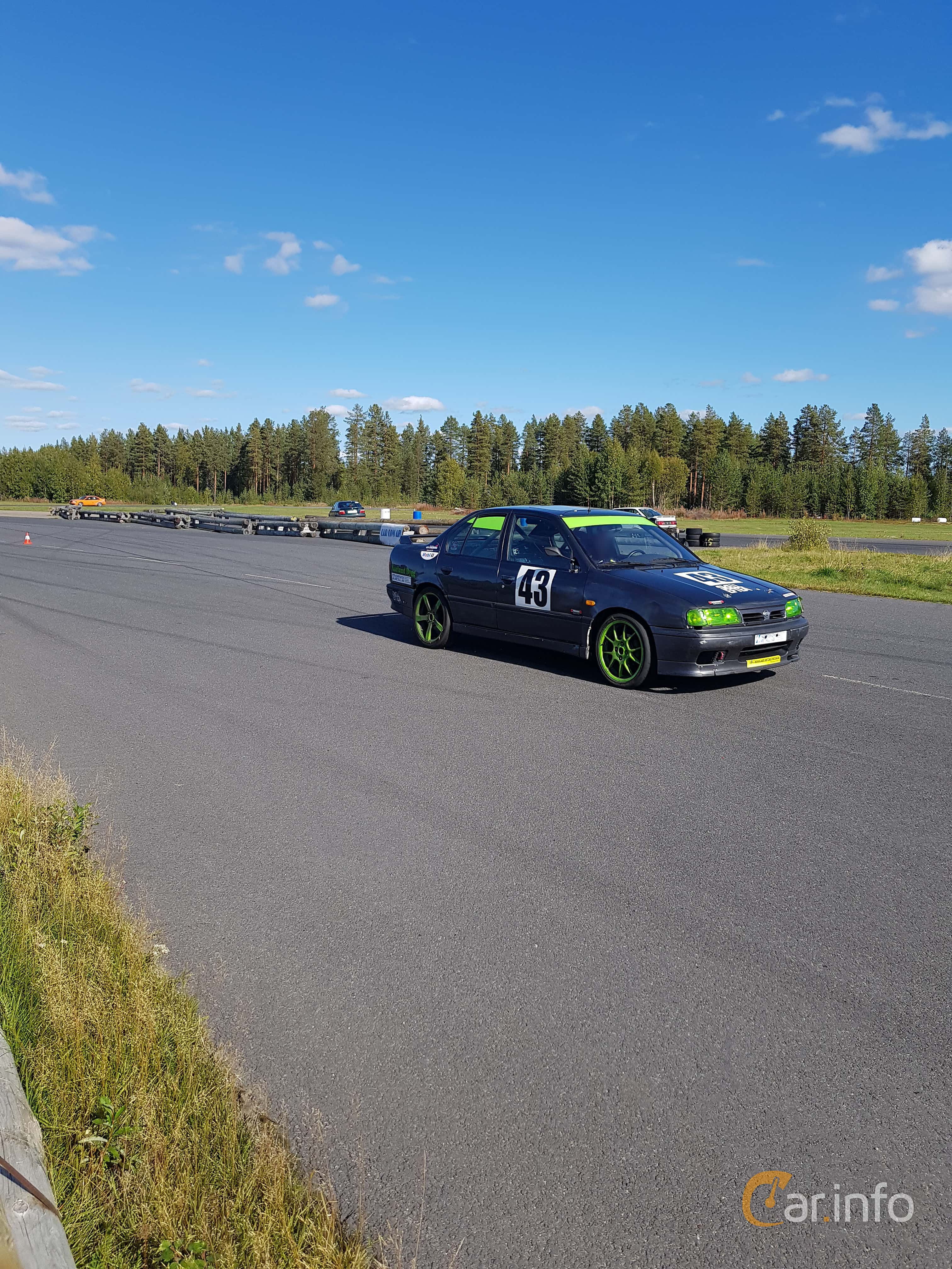 Nissan Primera Sedan generation P10 2.0 D