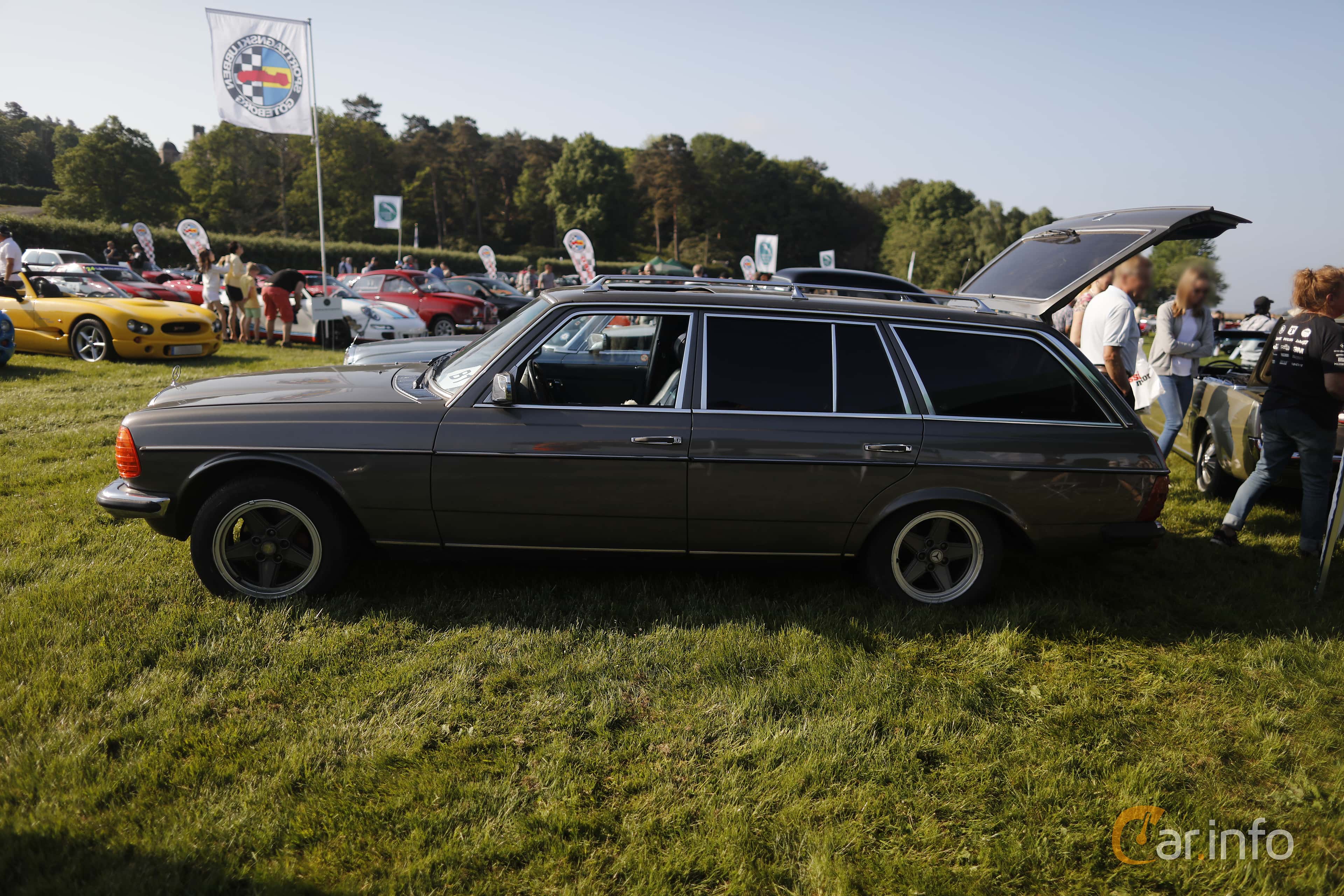 Mercedes-Benz 300 D W123 Facelift