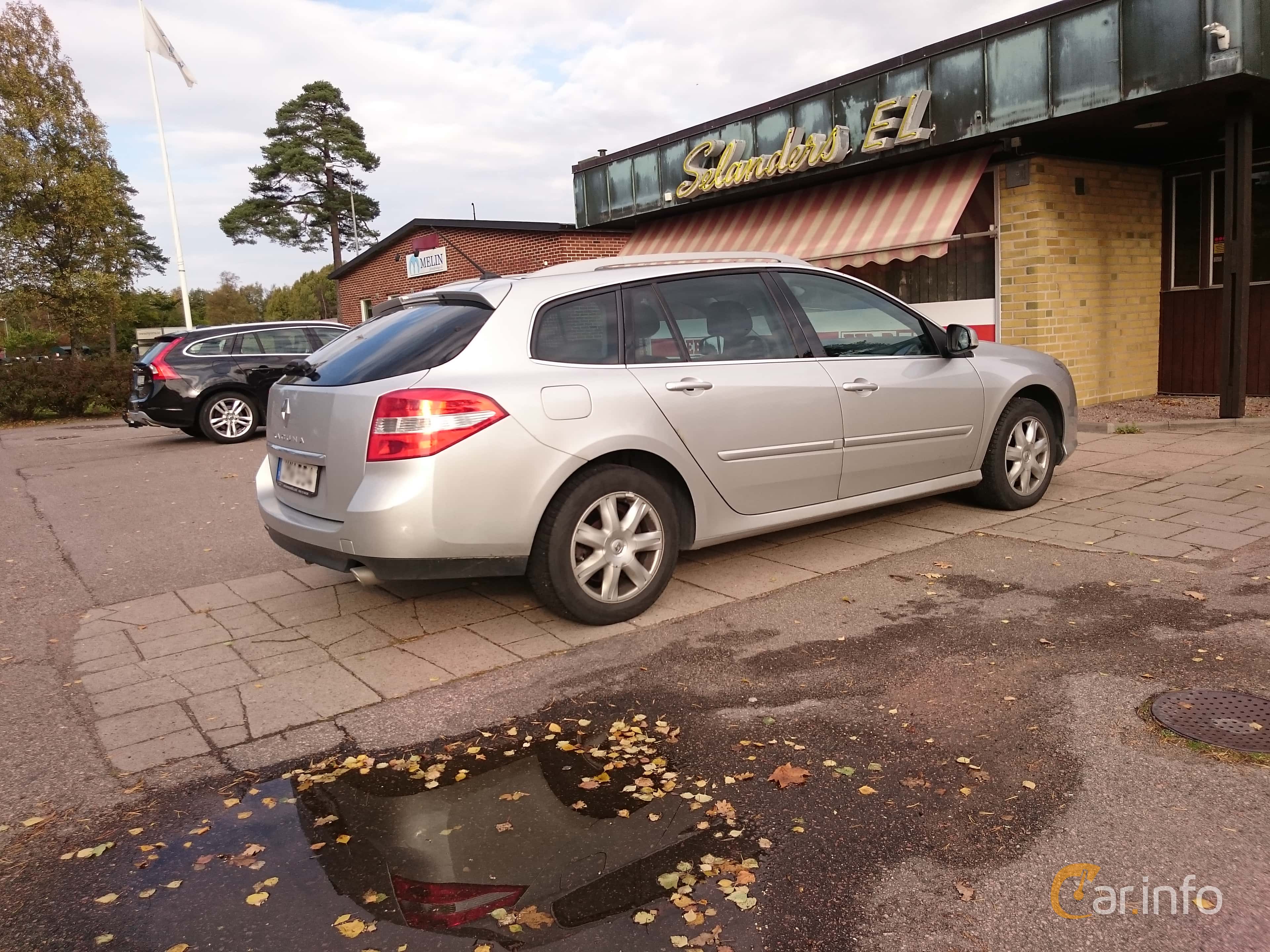 Renault Laguna Grandtour generation III (Typ T) 2.0 dCi Manual, 6-speed