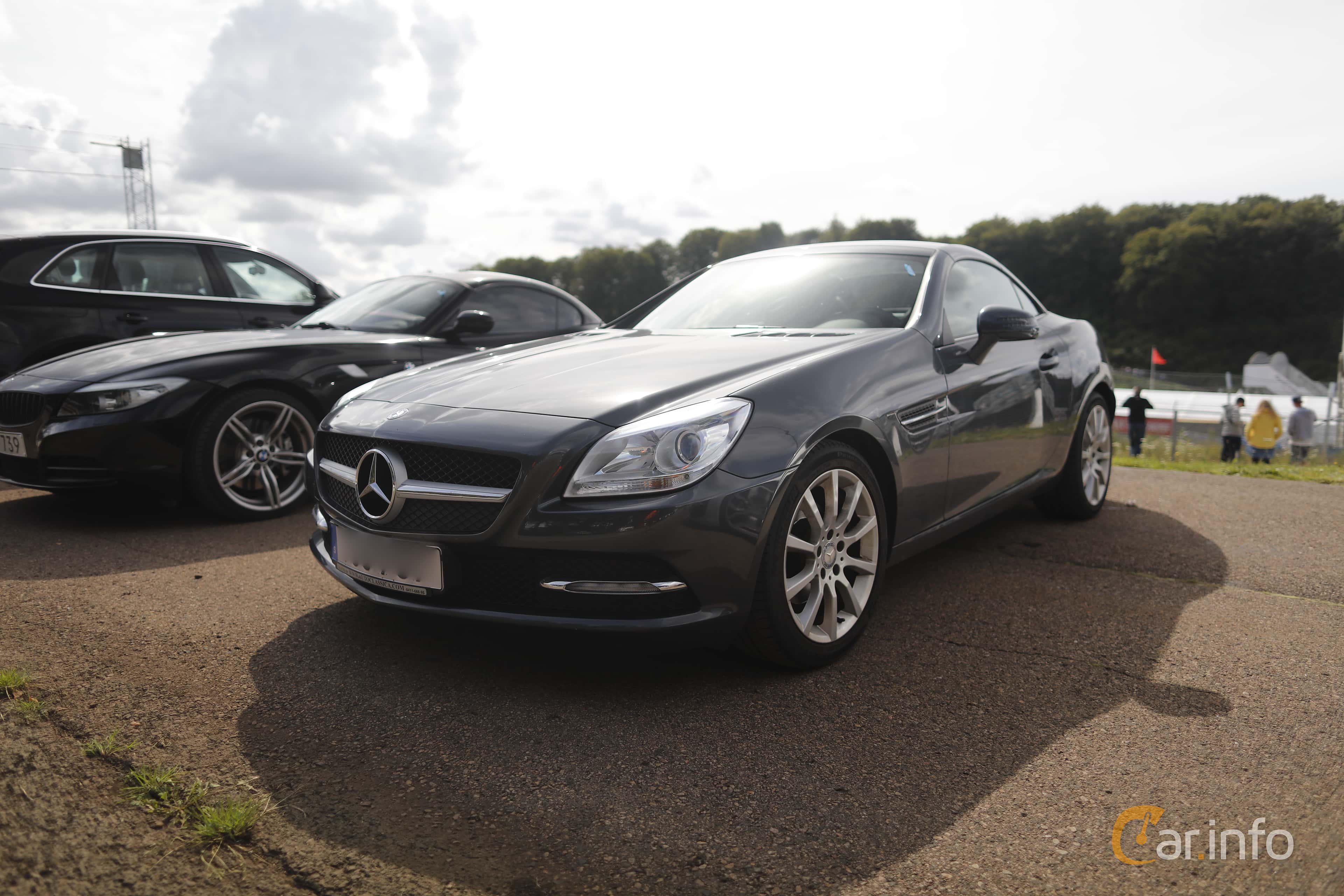 Mercedes-Benz SLK 200 BlueEFFICIENCY Manual, 6-speed