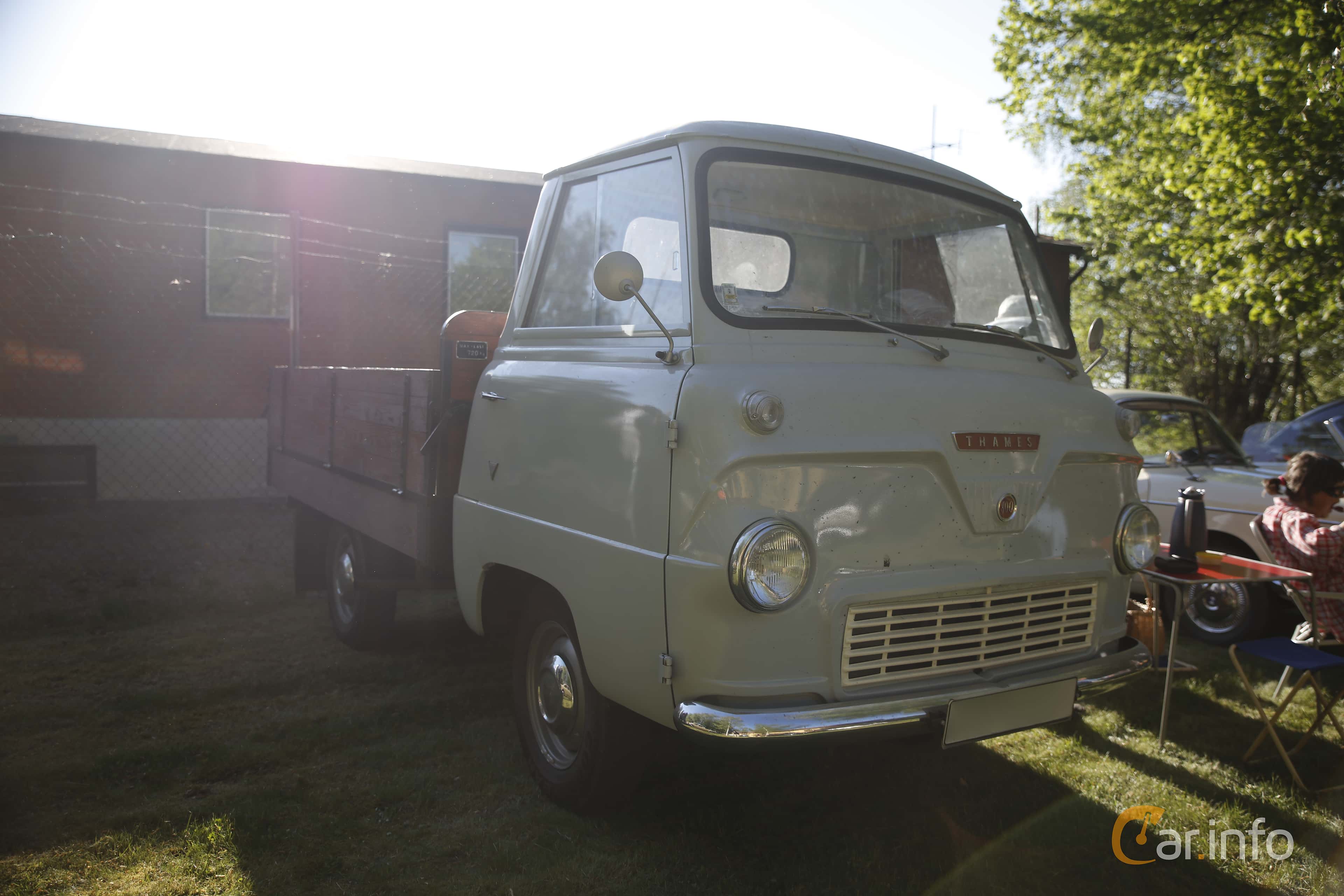 Ford Thames 400E 1.7 1st Generation