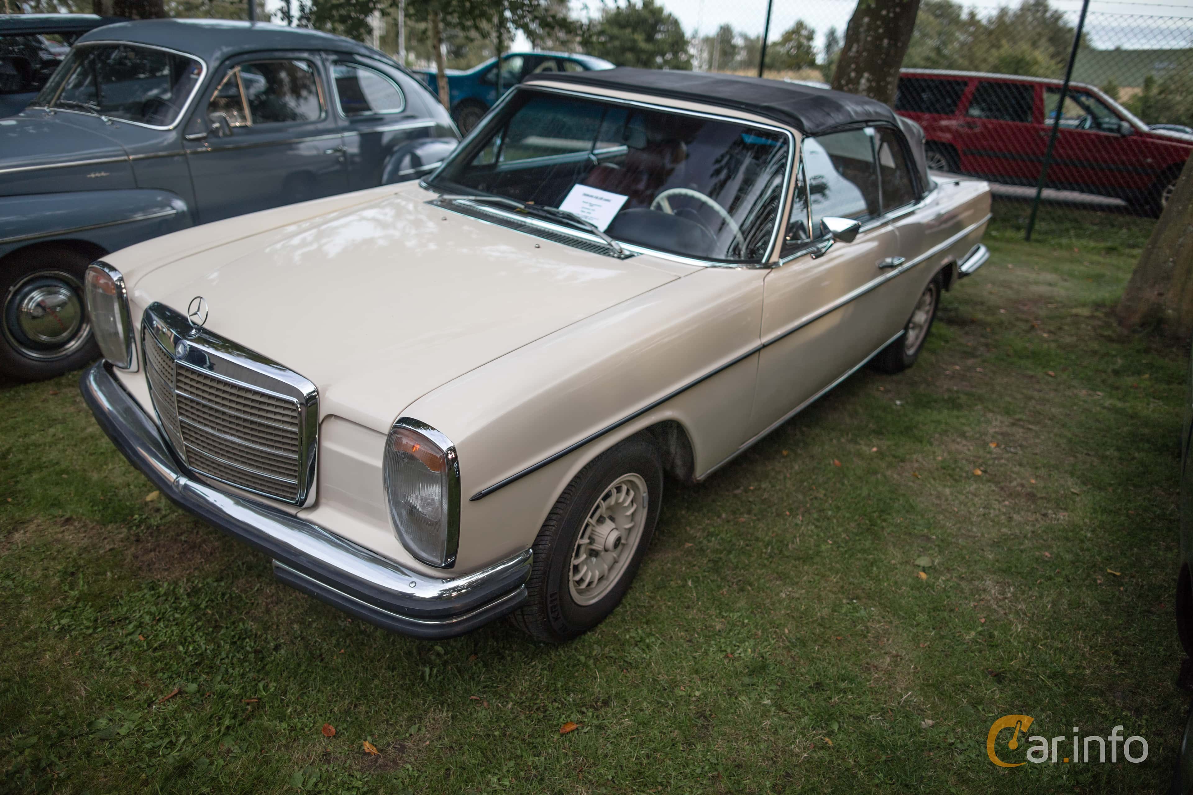 Mercedes-Benz 250 C  Automatic, 130hp, 1972