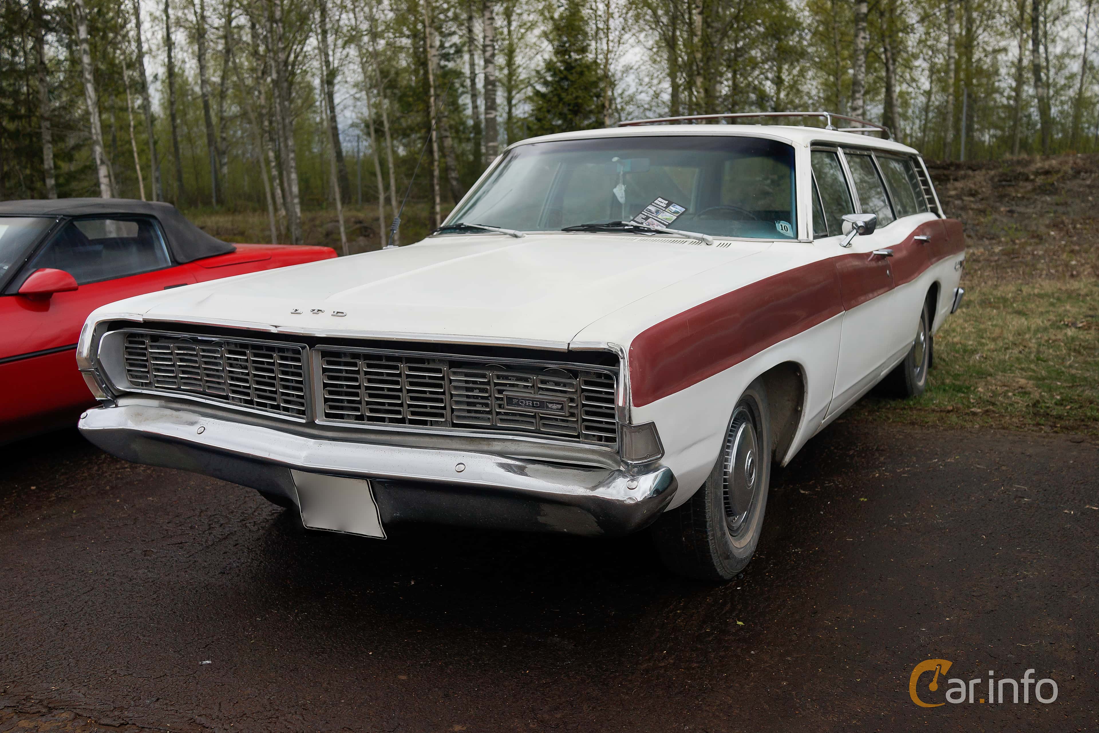 Ford Country Squire 2-seat 6.4 V8 Automatic, 319hp, 1968