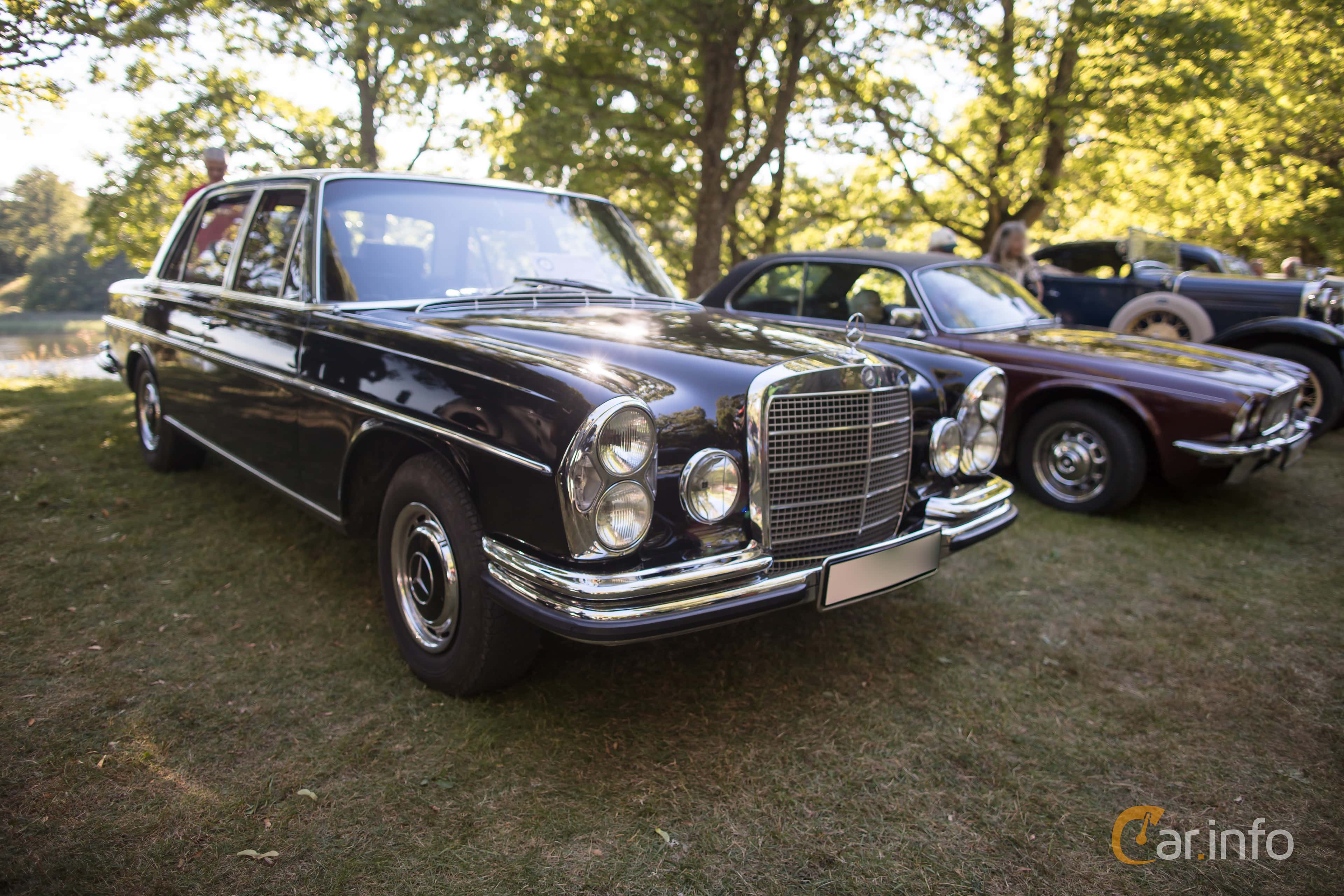 Mercedes-Benz 300 SEL 6.3 generation W108/W109 Facelift, Manual, 4-speed