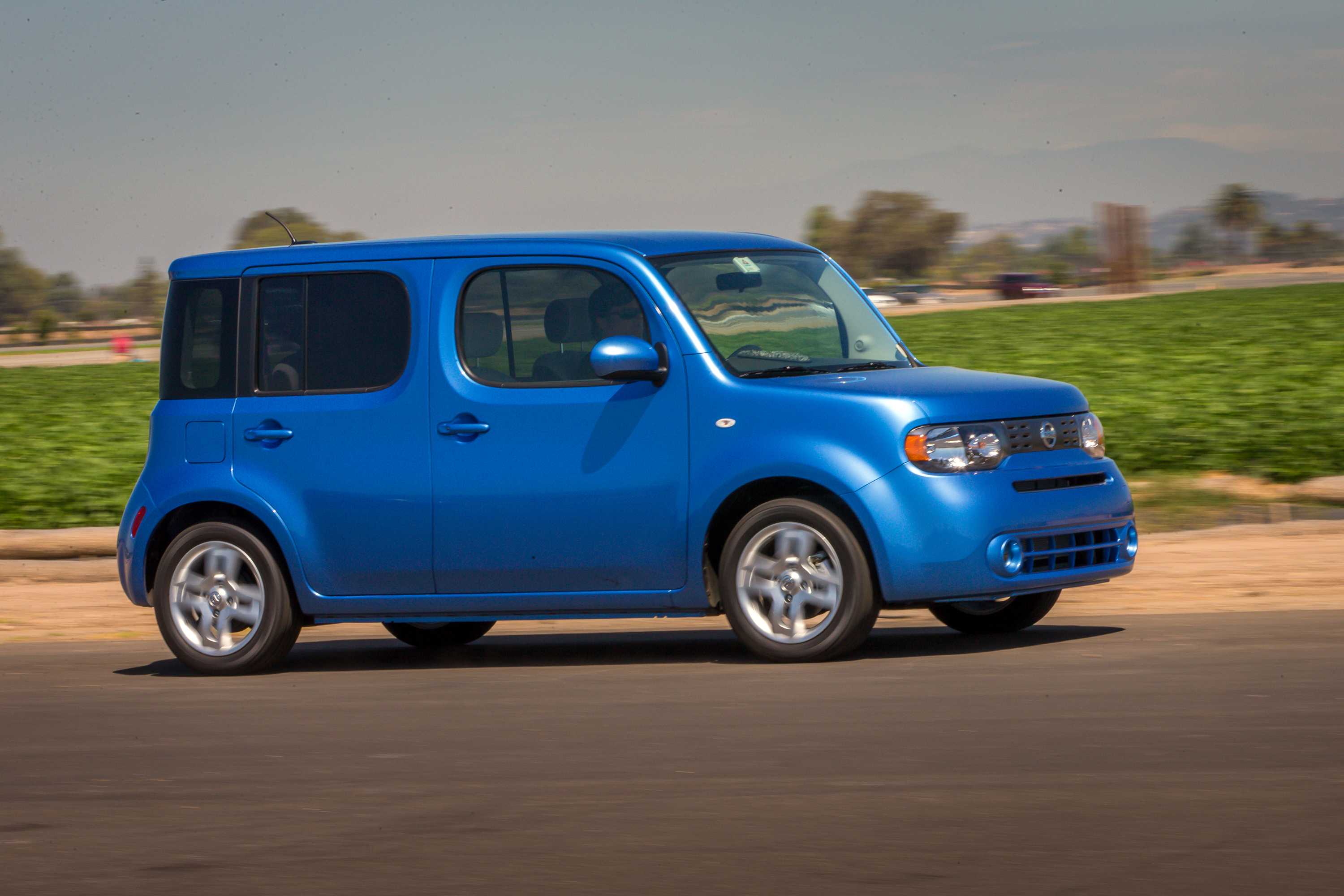 Nissan Cube 1.8 CVT, 124hp, 2014
