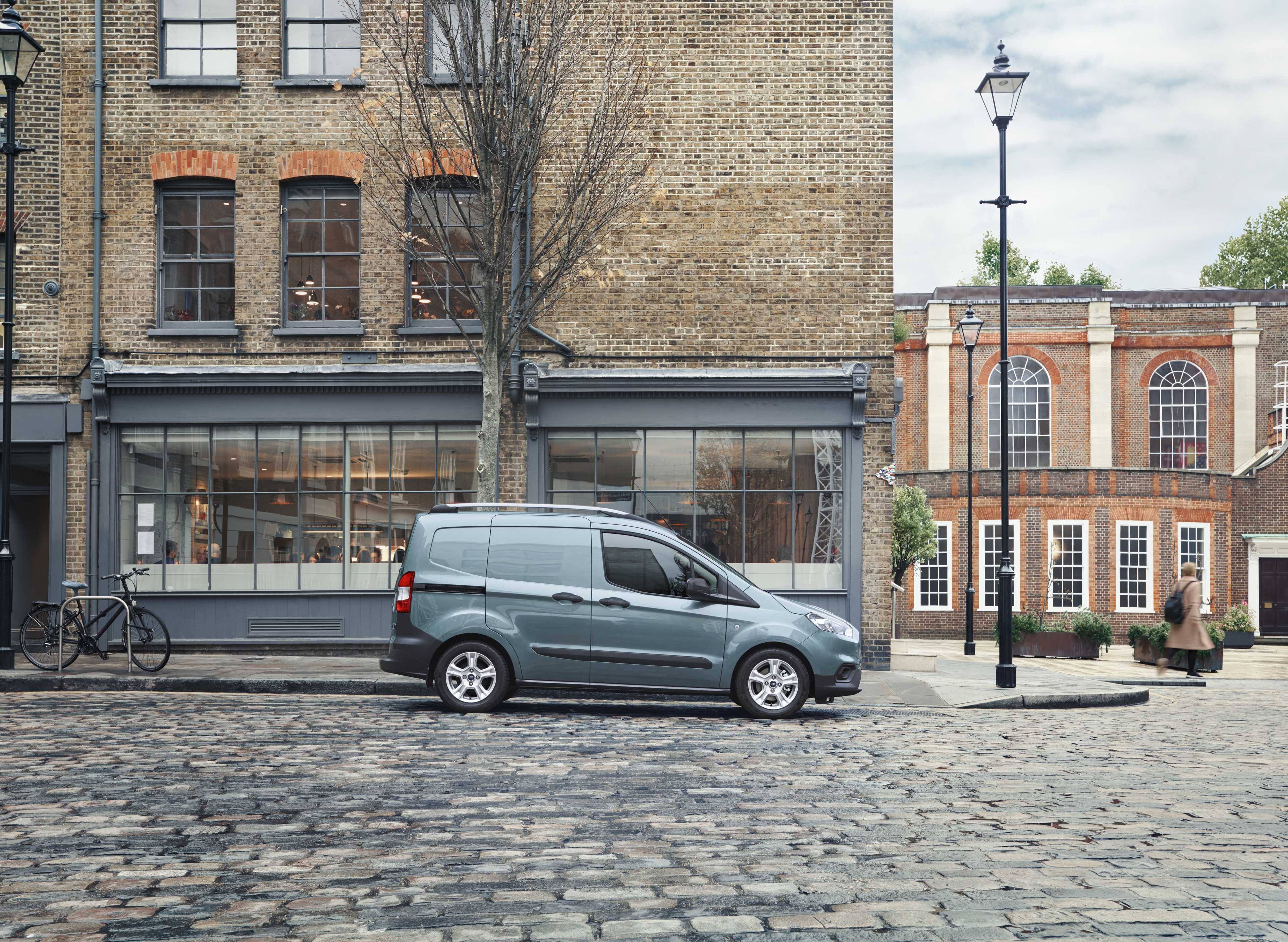 Ford Transit Courier 1.5 TDCi Manual, 101hp, 2020