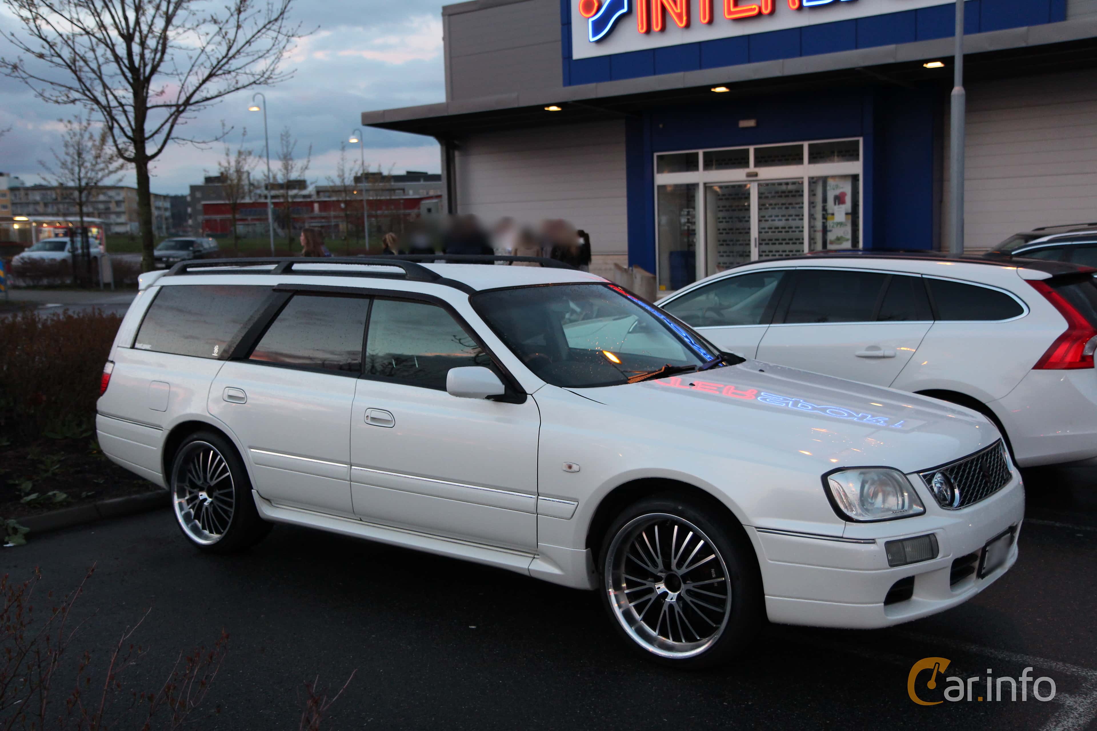 Nissan Stagea 2.5 V6 4WD Manual, 280hp, 2001