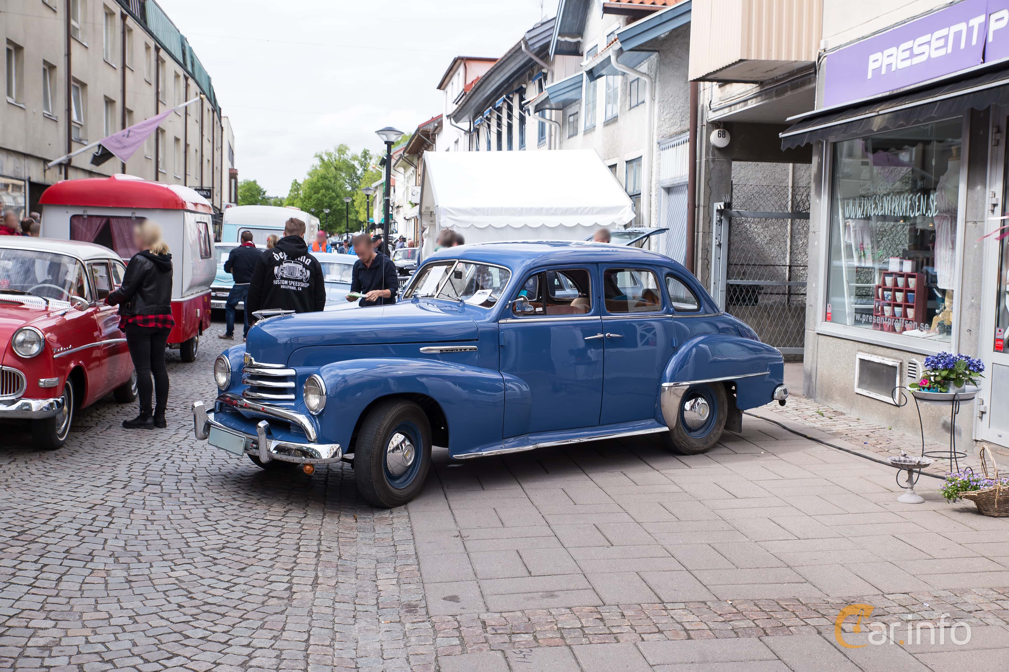 Opel Kapitän 4-door Sedan 2.5 Manual, 58hp, 1952