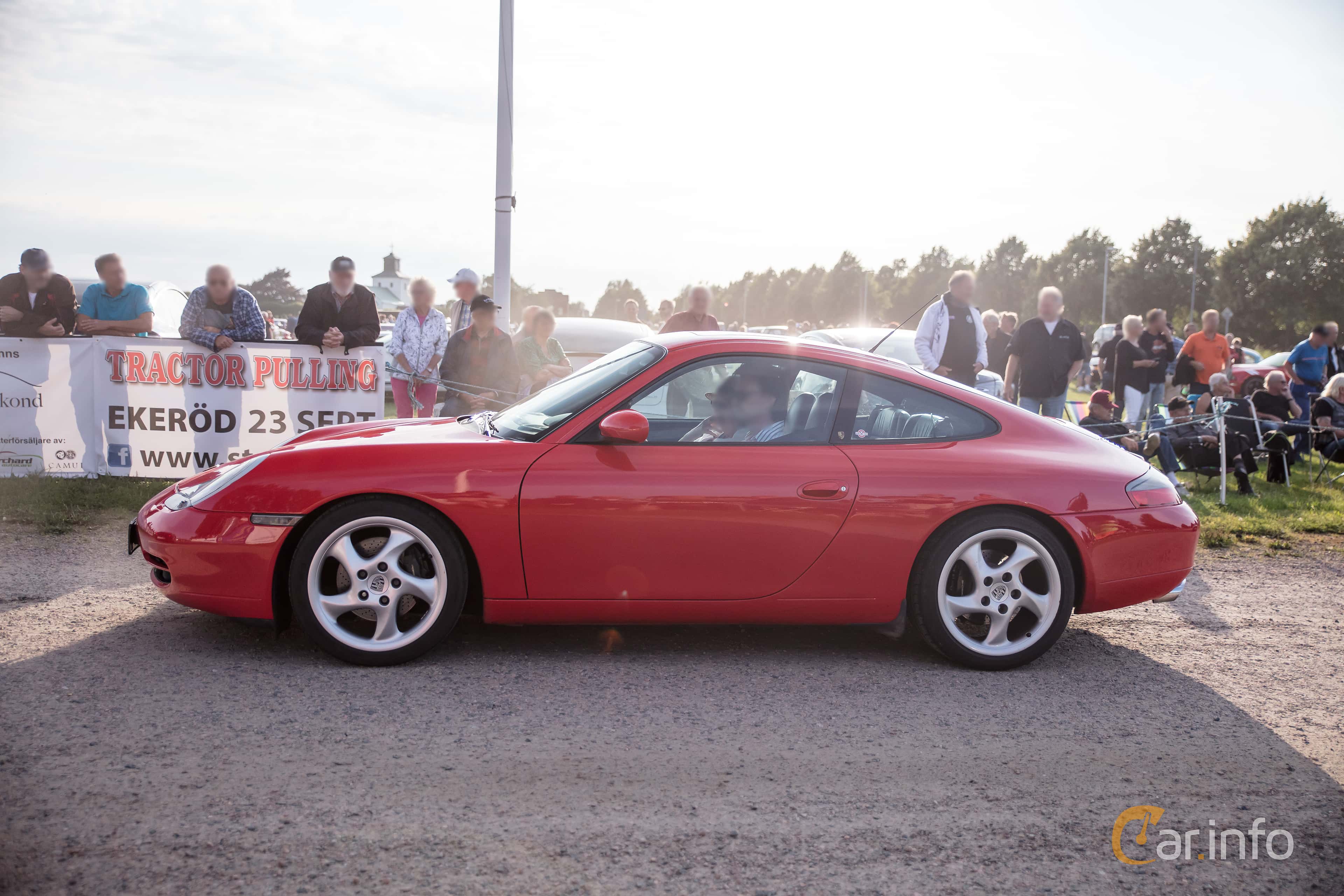 Porsche 911 Carrera  300hp, 1999