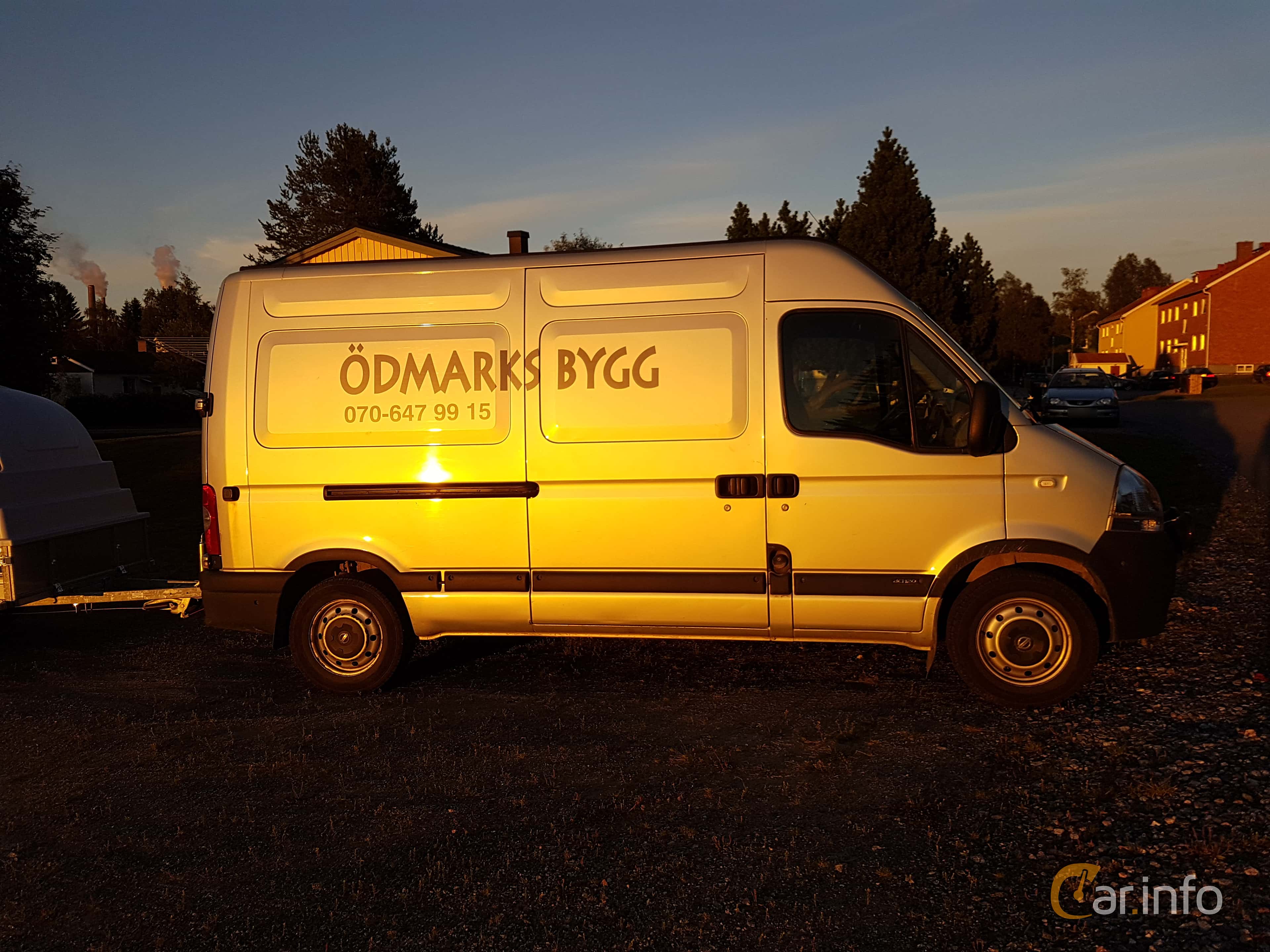 Nissan Interstar 3.0 dCi Manual, 136hp, 2003