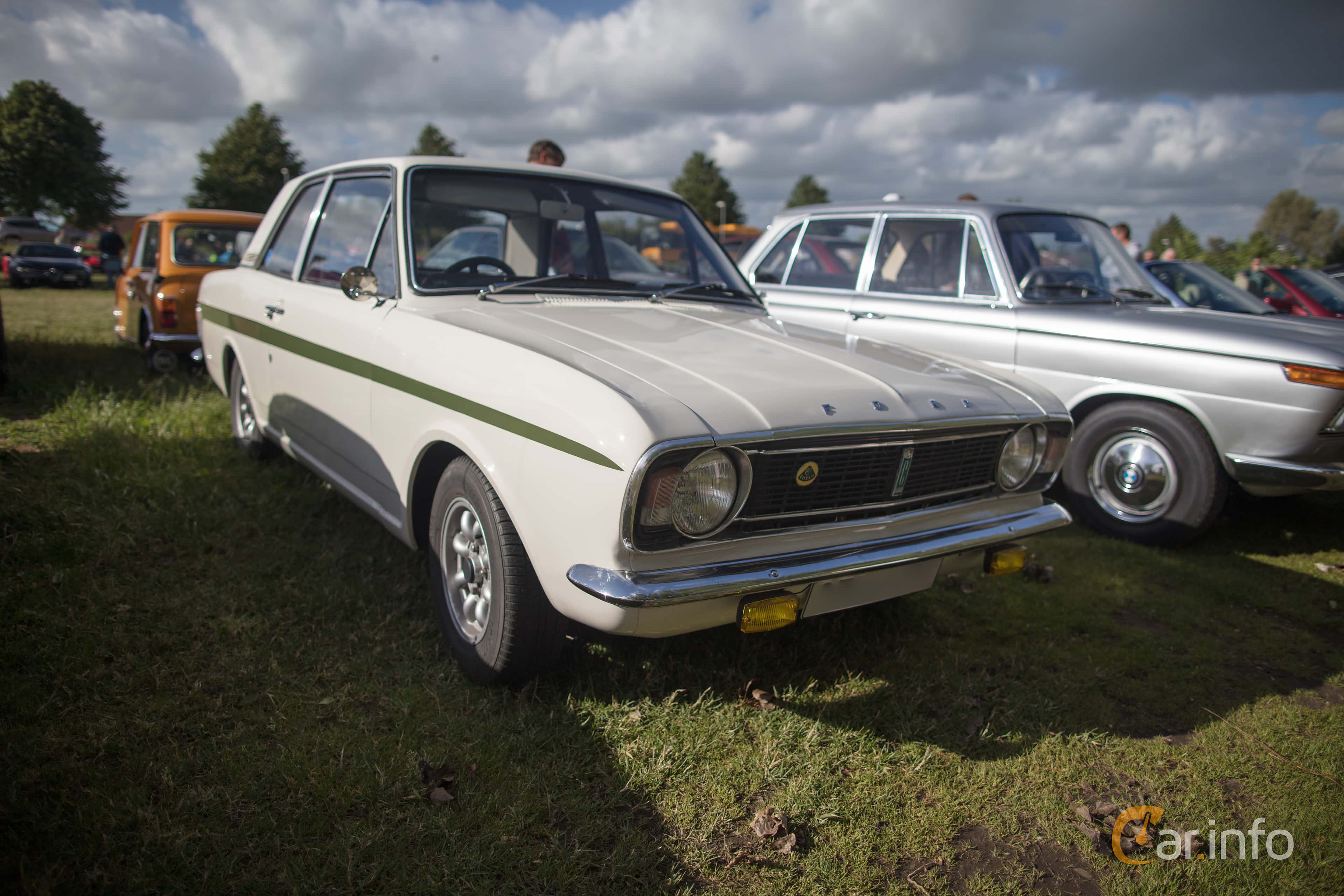 Ford Cortina 2-door Sedan 1.6 Manual, 64hp, 1969