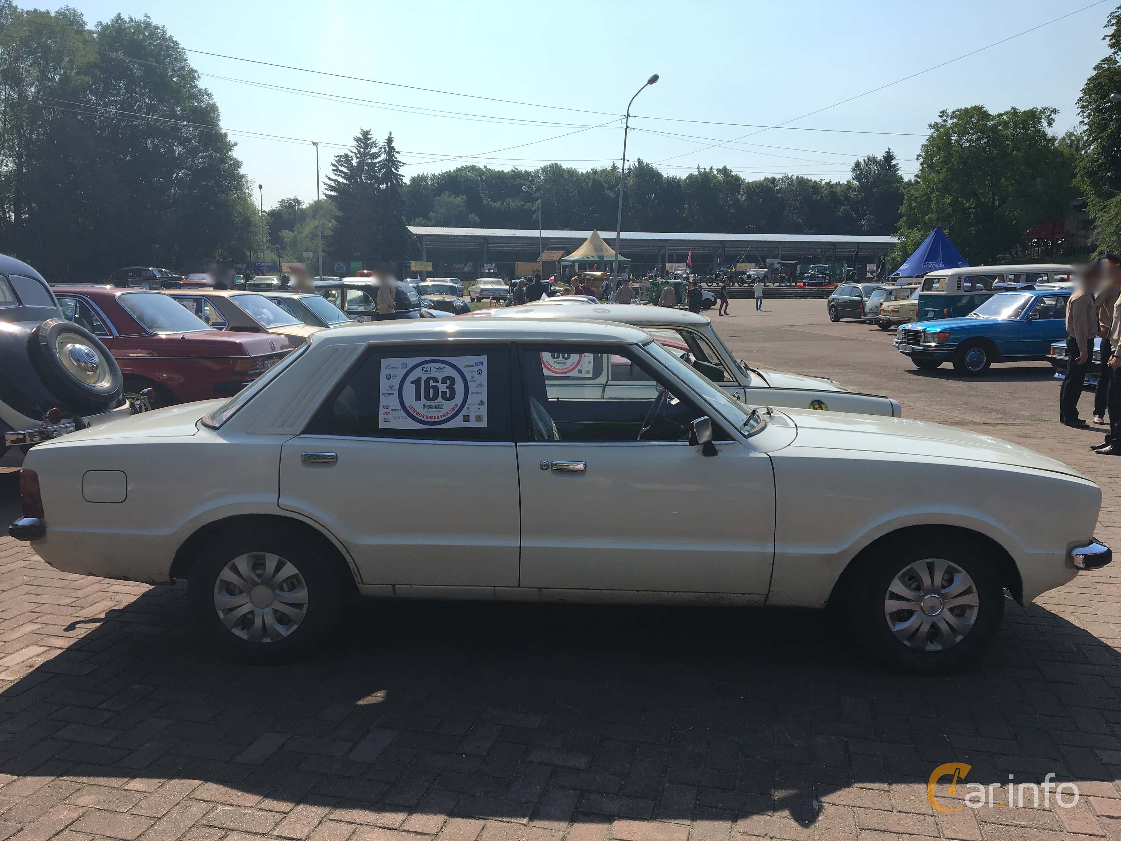 Ford Taunus 4-door Limousine 2.0 V6 90hp, 1976