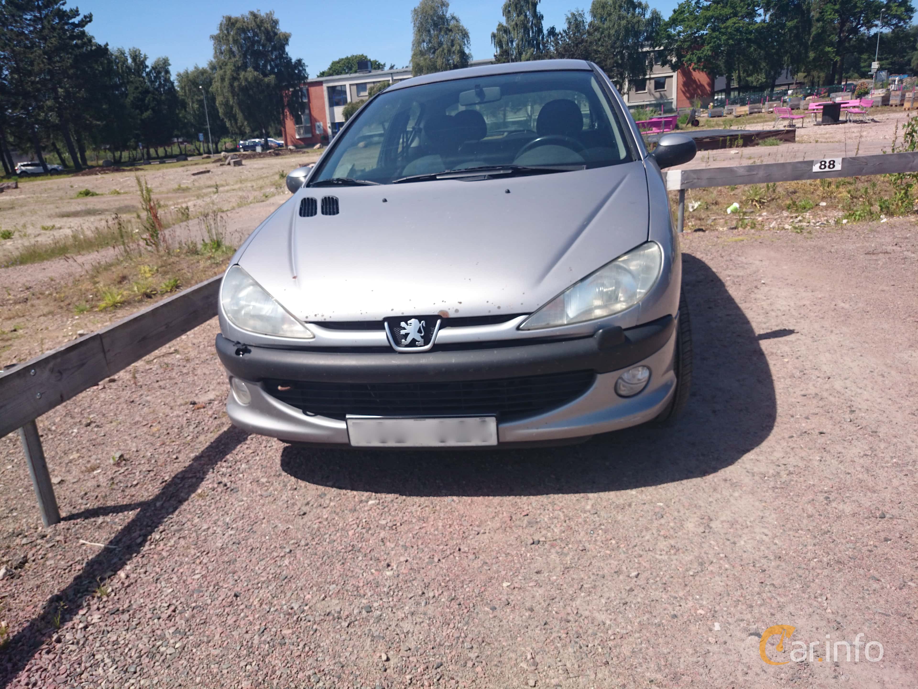Peugeot 206 3-door 1.6 Manual, 89hp, 2001