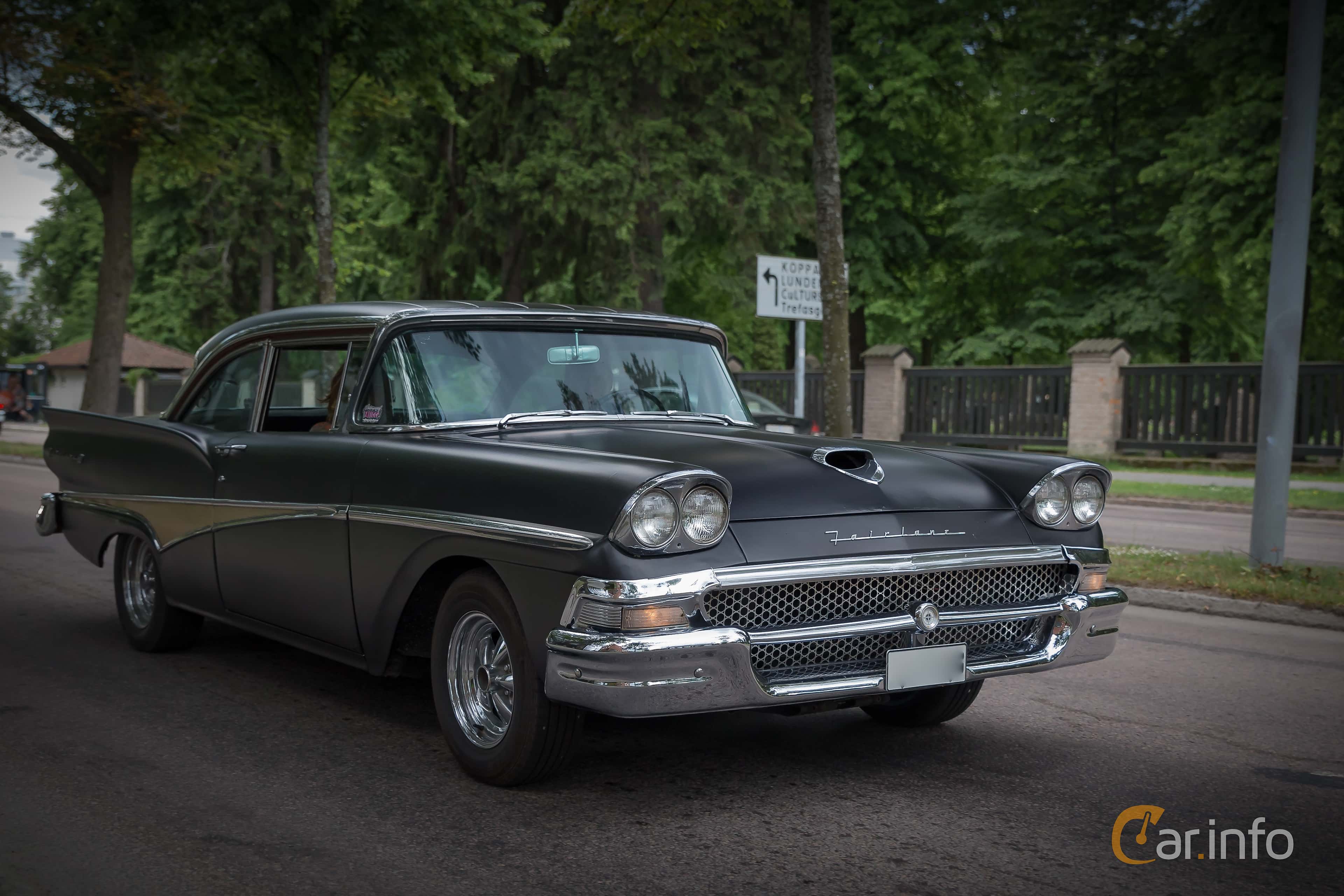 Ford Fairlane 500 Club Sedan 3.7 Manual, 147hp, 1958