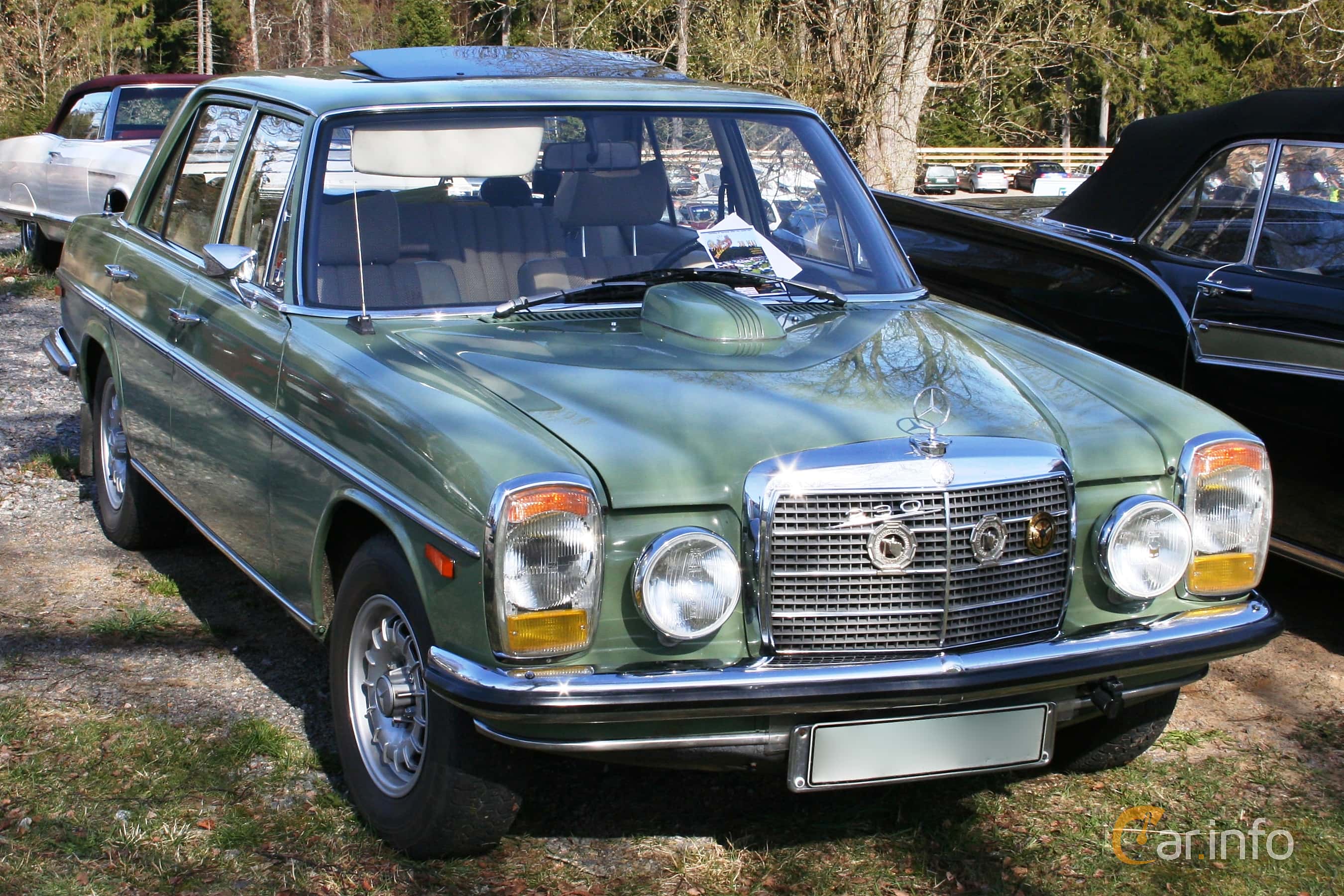 Mercedes-Benz 230  Automatic, 120hp, 1973