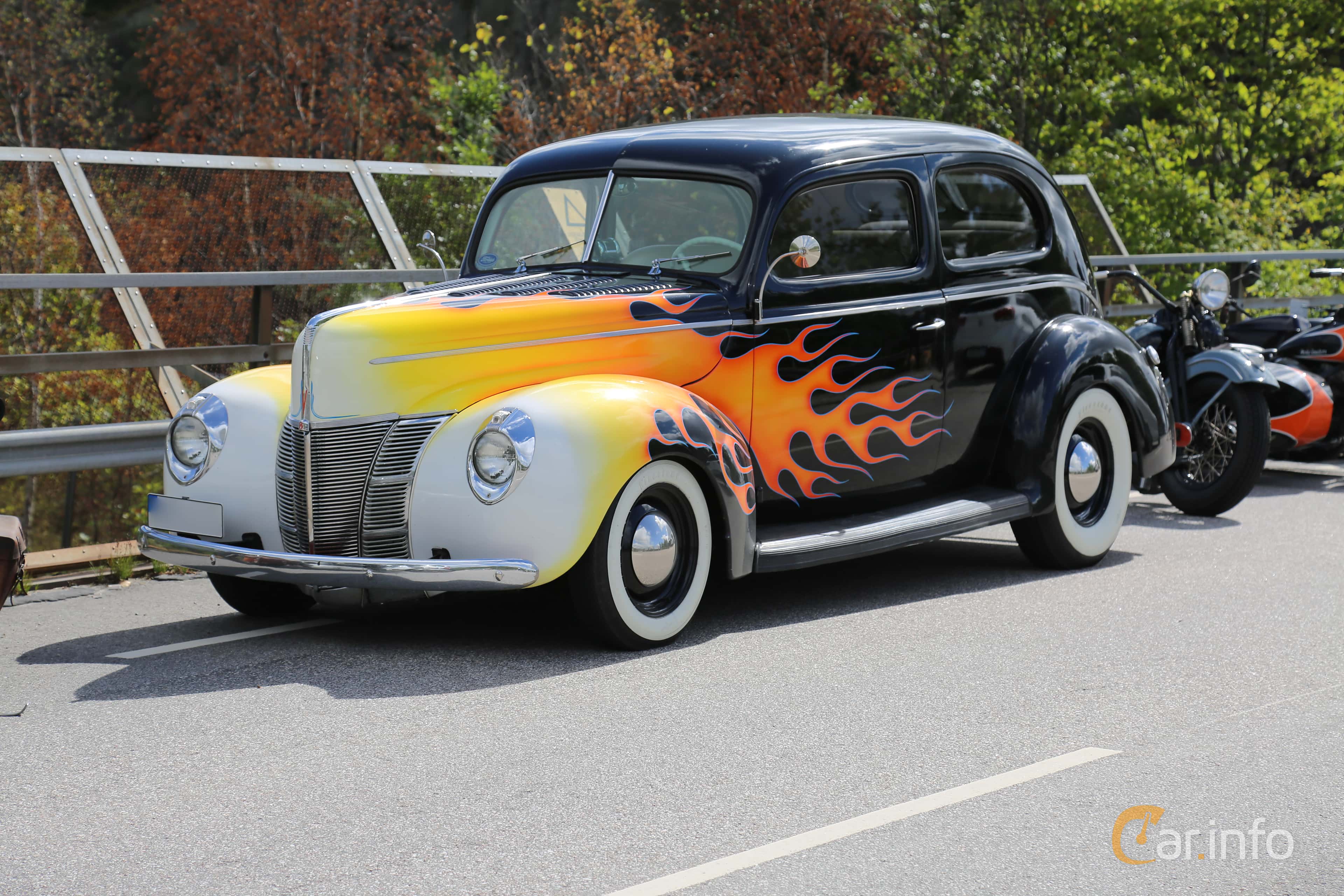 Ford Standard Tudor Sedan 3.6 V8 Manual, 86hp, 1940