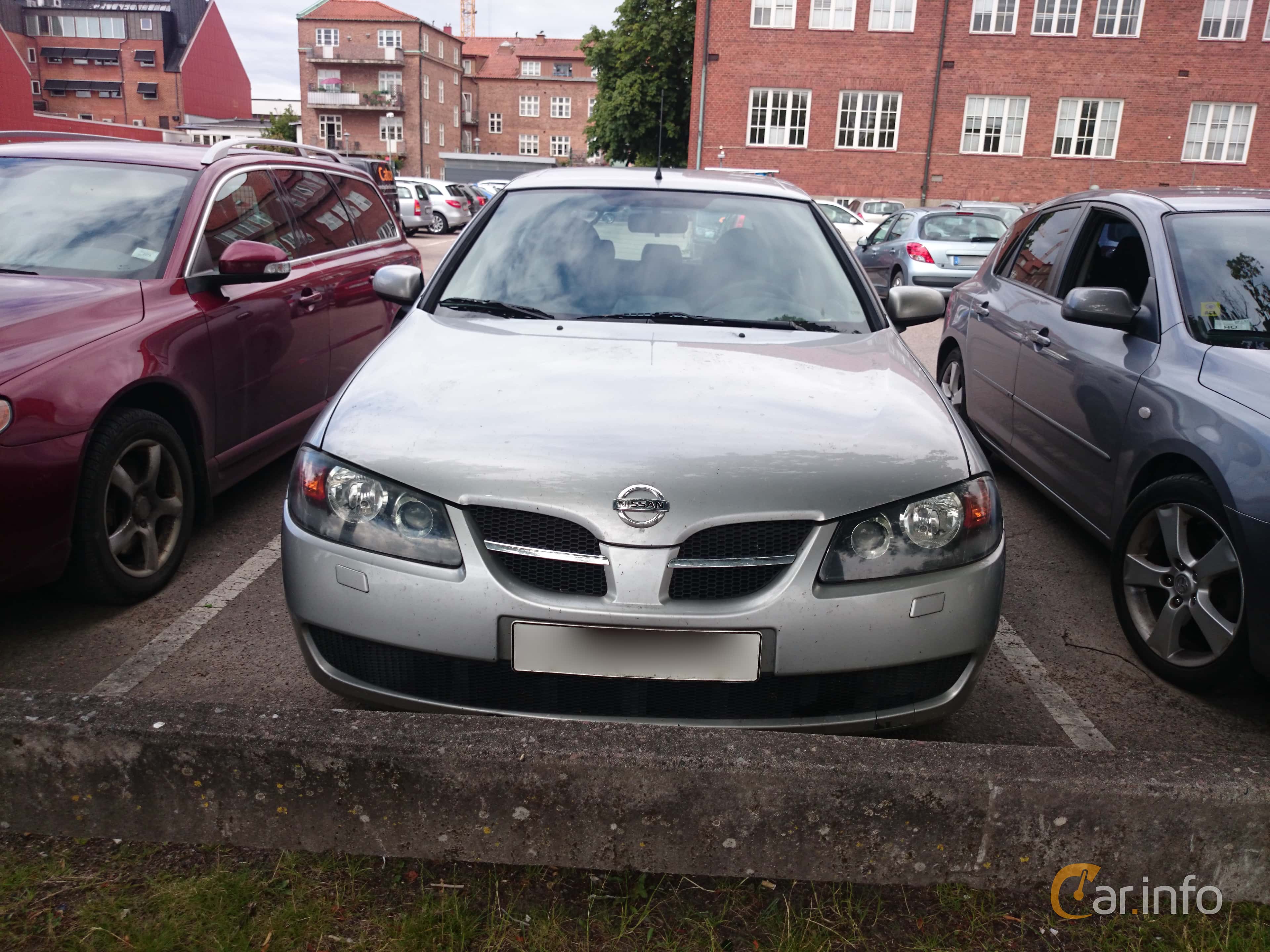 Nissan Almera 5-door 1.8 Manual, 114hp, 2003