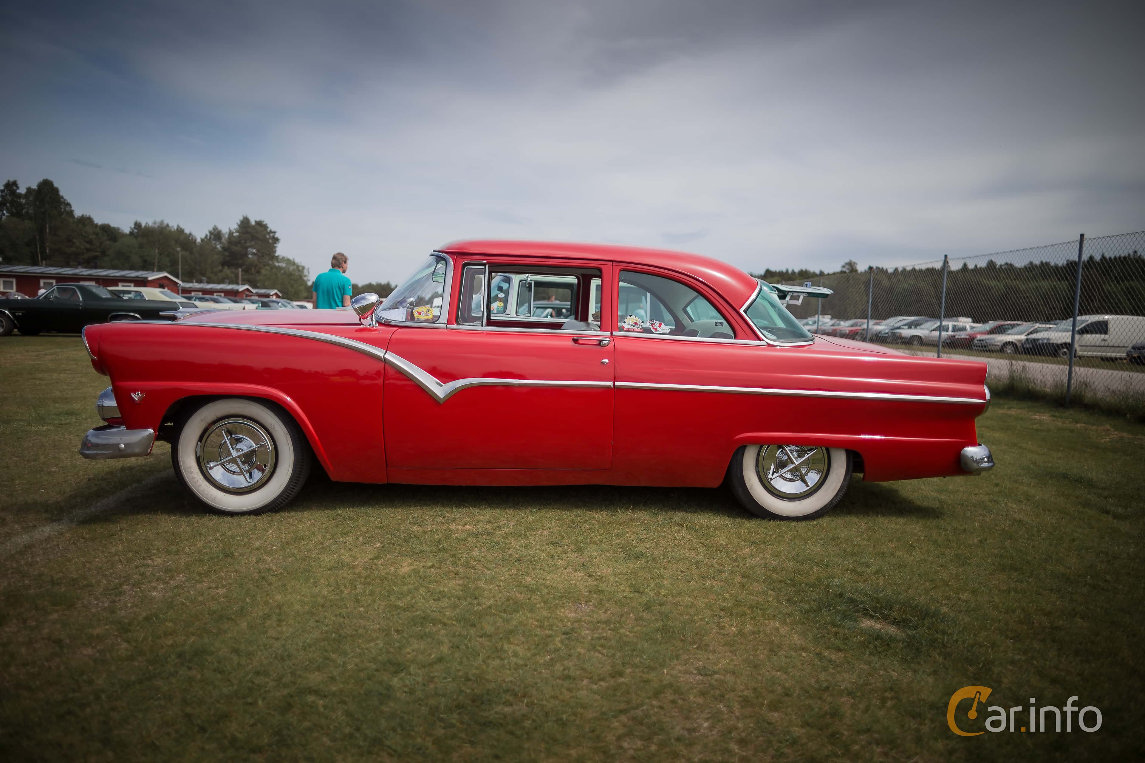 Ford Fairlane Club Sedan 3.7 Automatic, 139hp, 1956