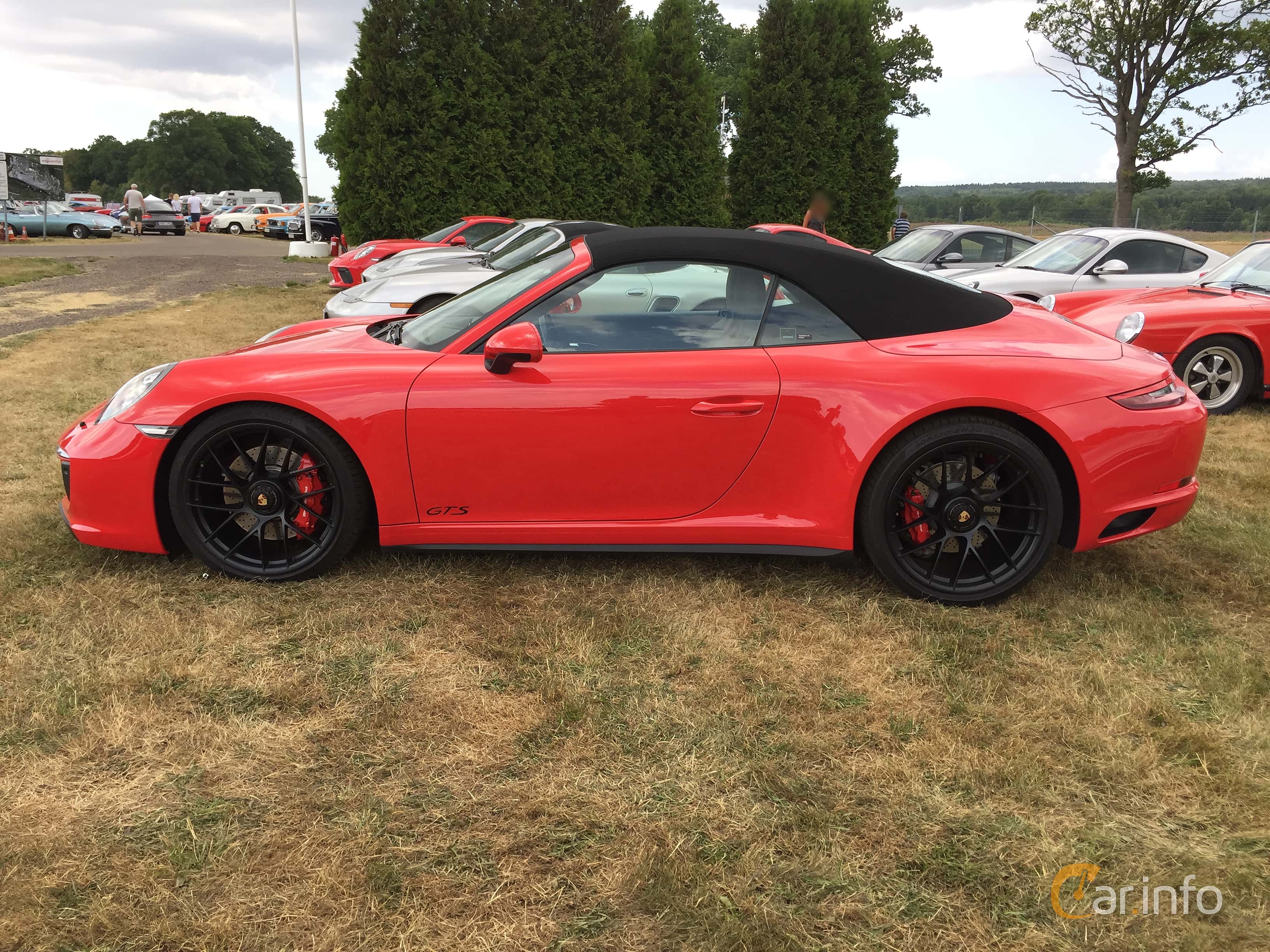 Porsche 911 Carrera GTS Cabriolet  PDK, 450hp, 2018