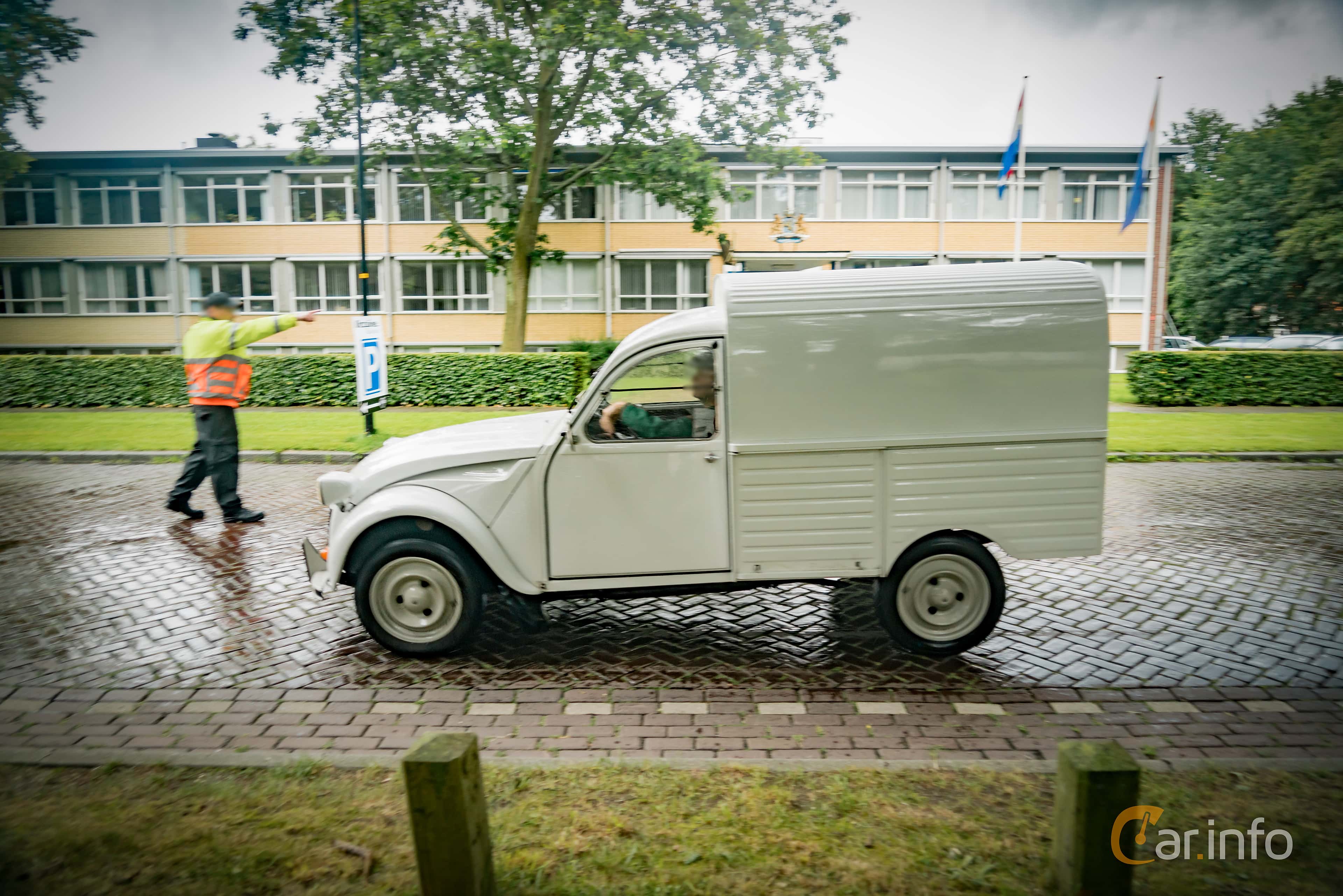 Citroën 2CV Van 0.4 Manual, 24hp, 1979
