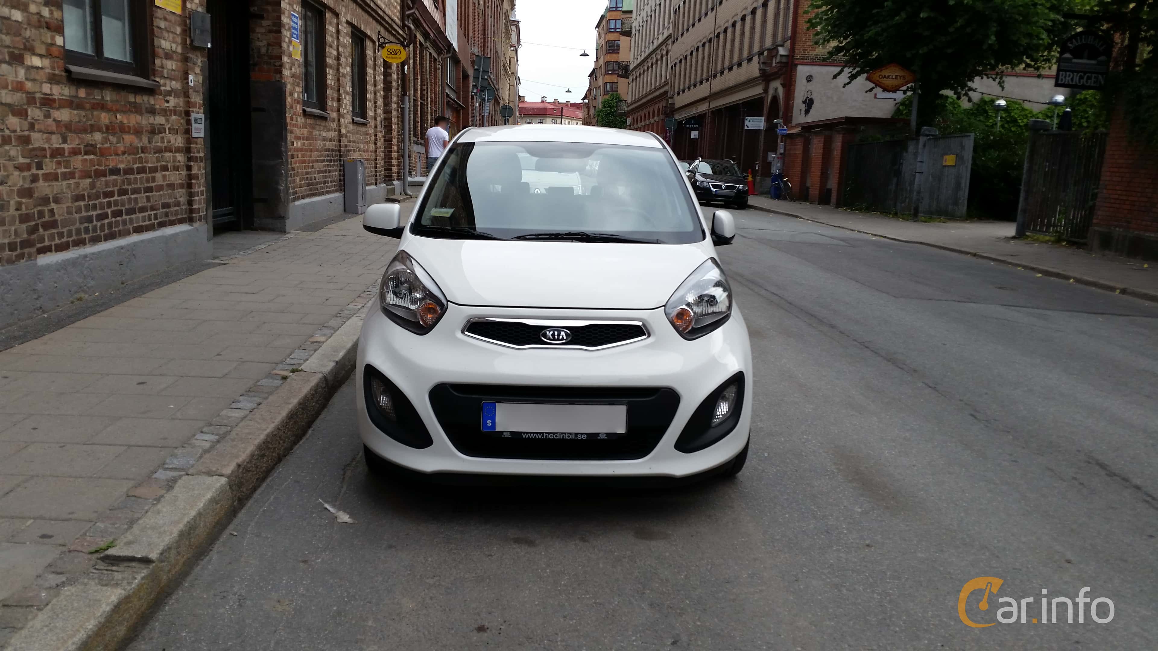 Kia Picanto 5-door 1.0 Manual, 69hp, 2012