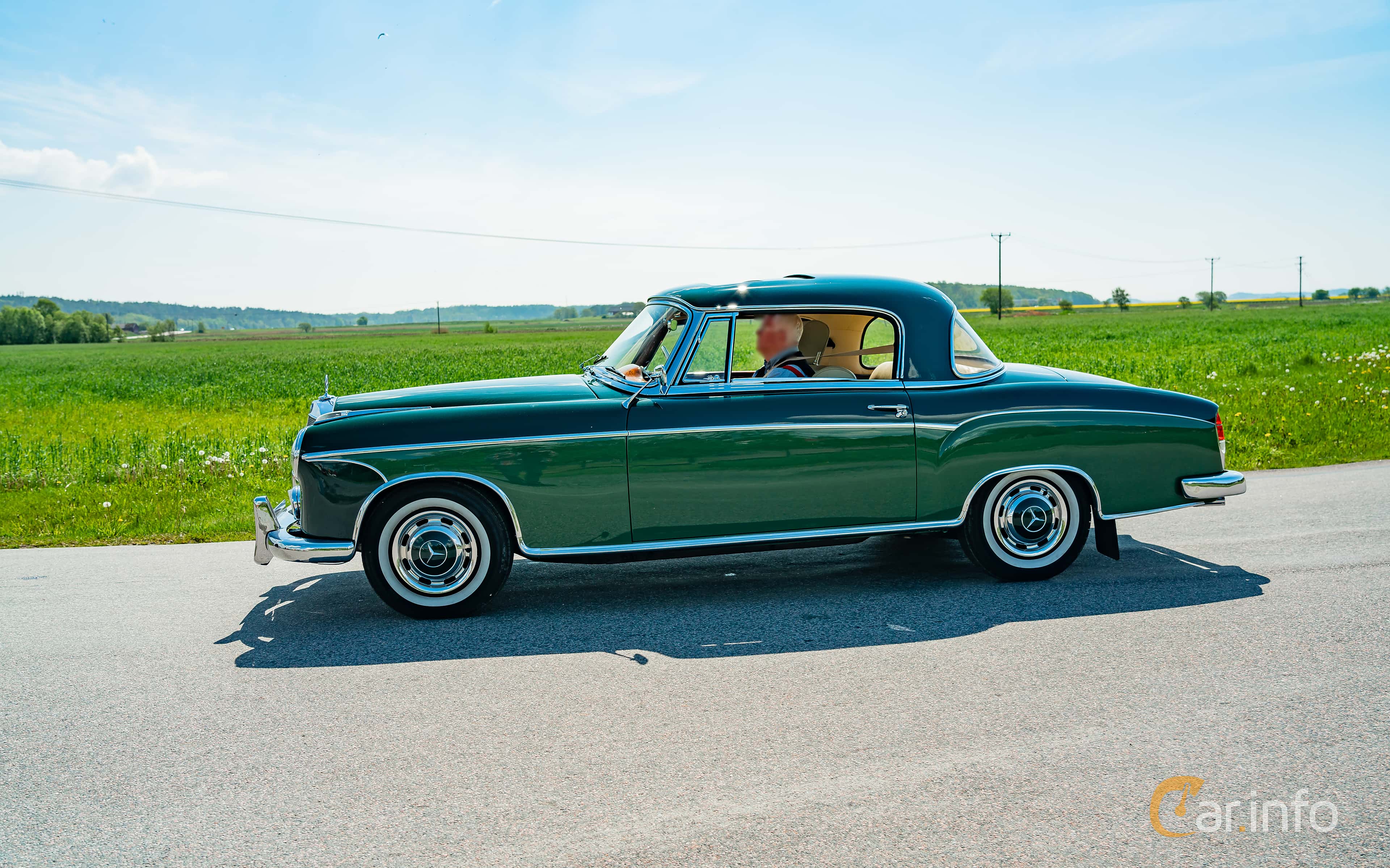 Mercedes-Benz 220 SE Coupé Manual, 4-speed