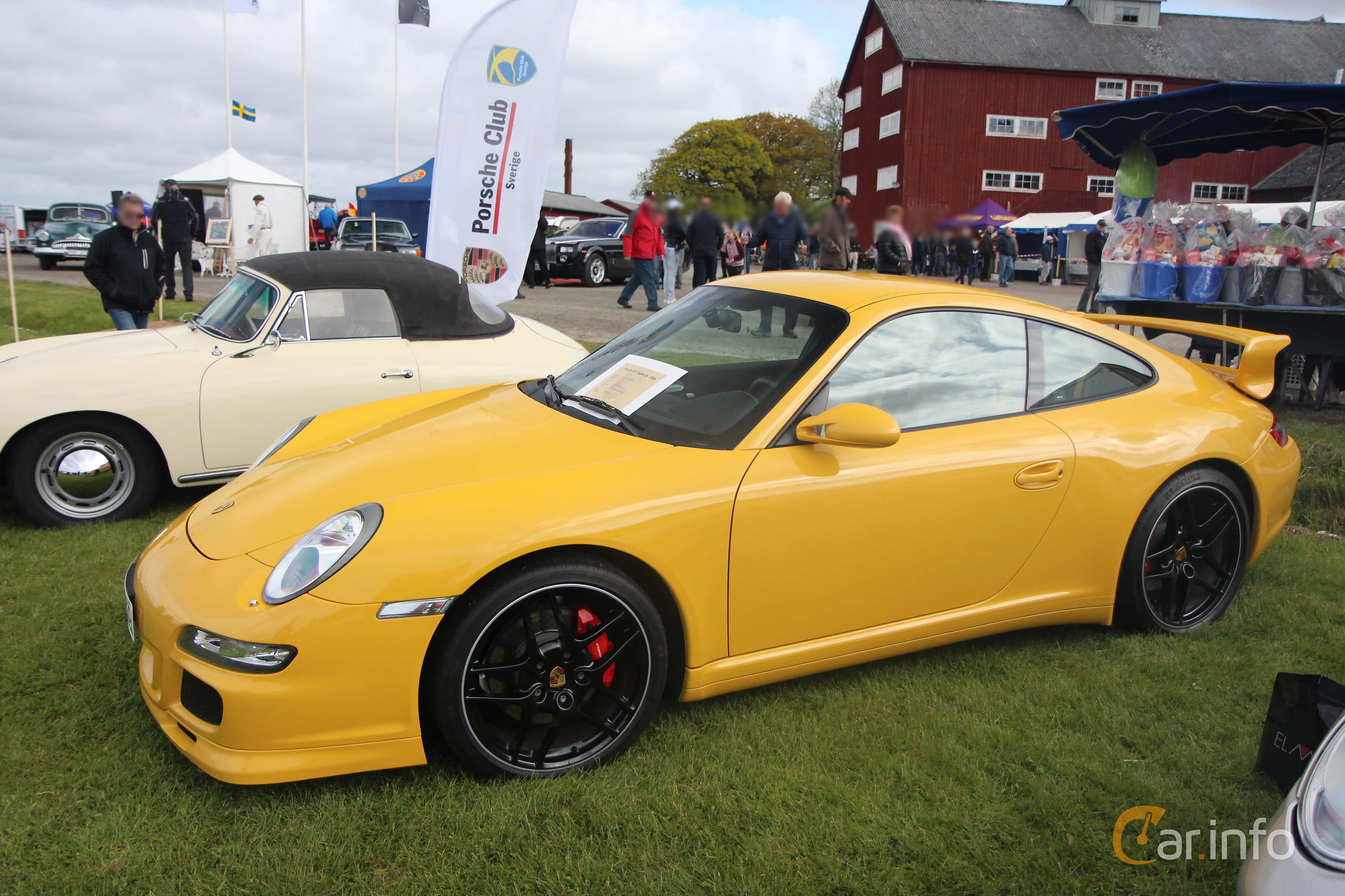 Porsche 911 Carrera 4S