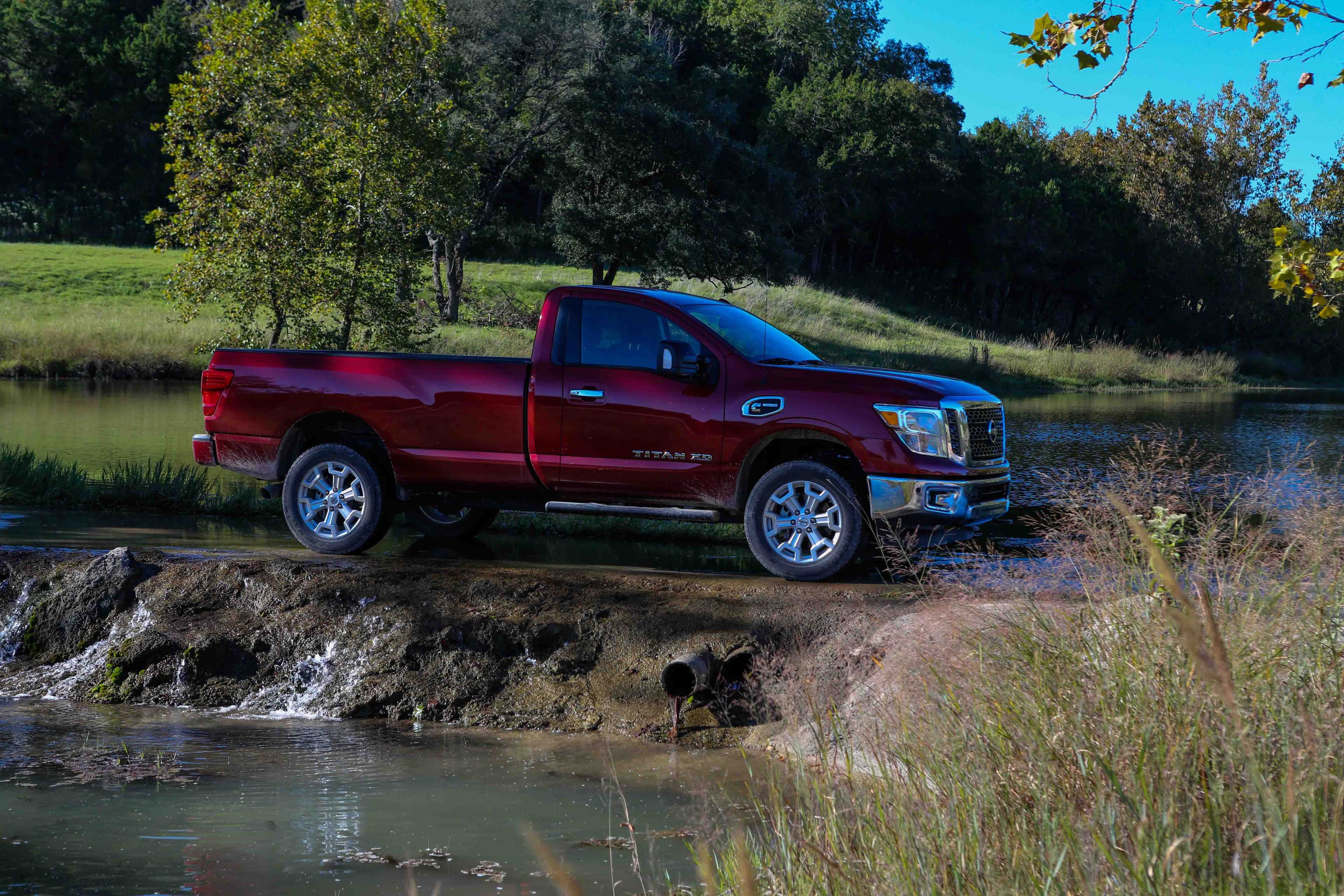 Nissan Titan Single Cab 5.0 V8 AWD Automatic, 310hp, 2019