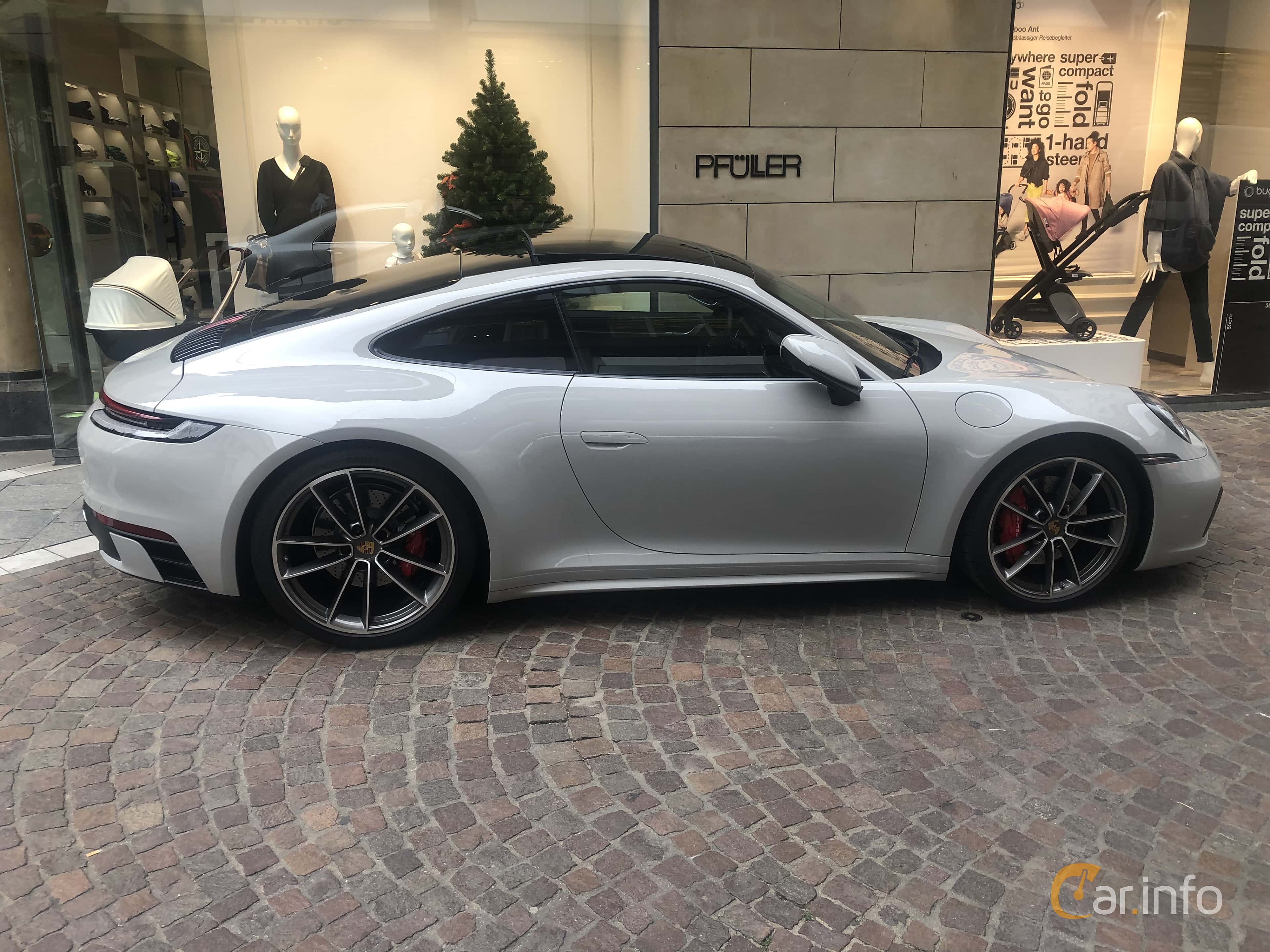 Porsche 911 Carrera 4  PDK, 385hp, 2021