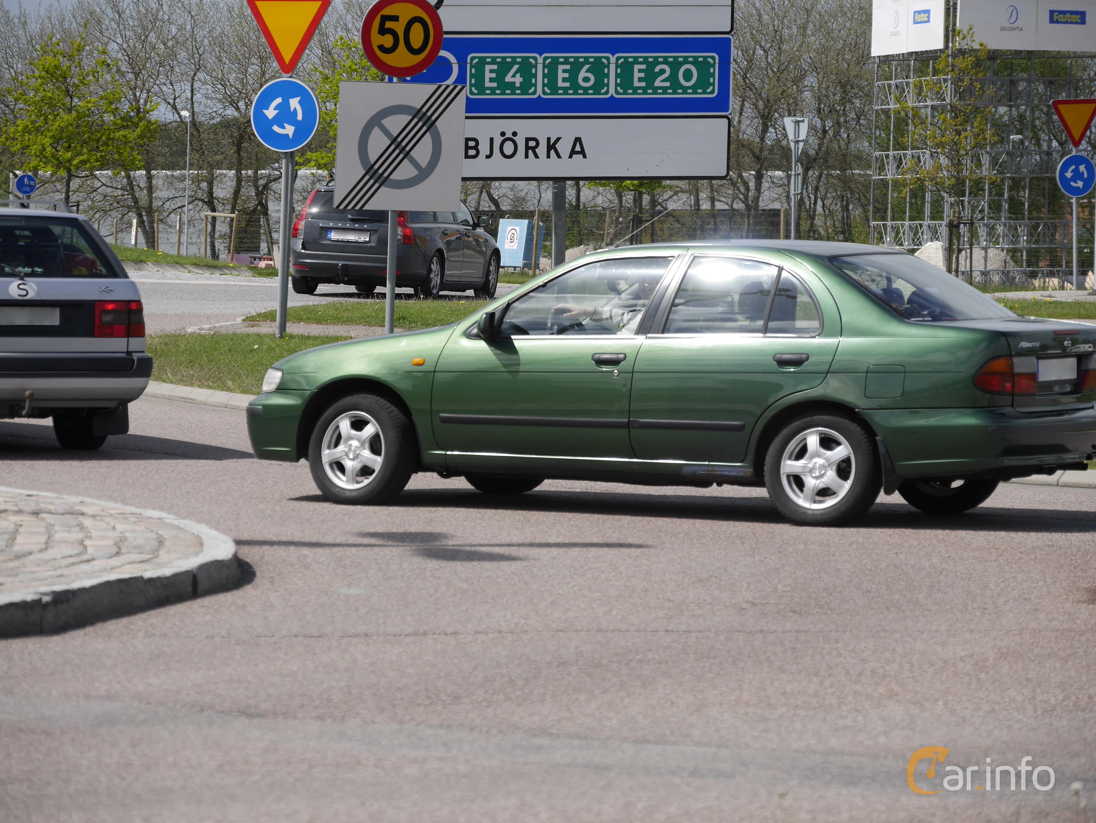 Nissan Almera Sedan 1.4 Manual, 87hp, 2000