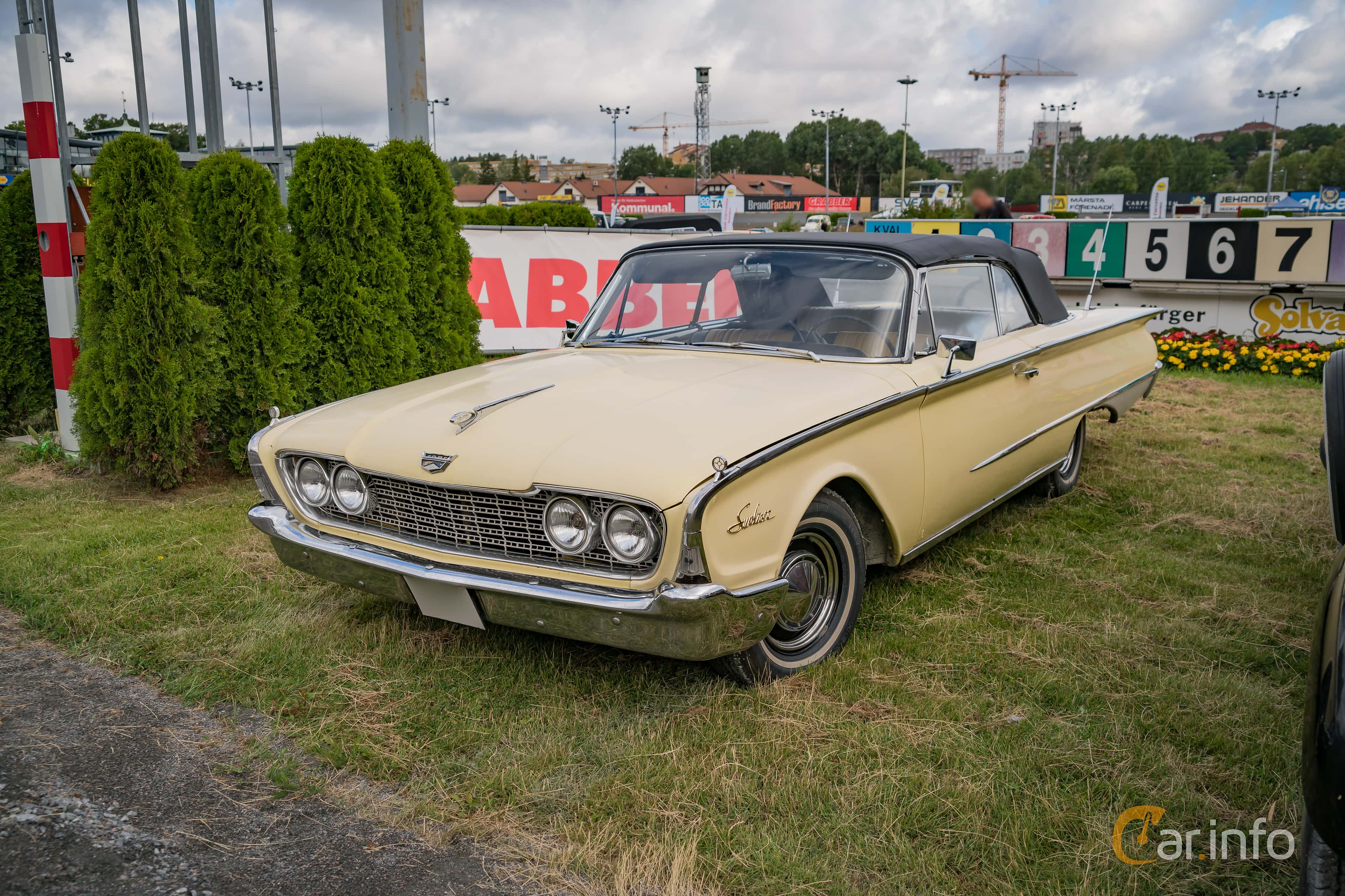 Ford Galaxie Sunliner 5.8 V8 305hp, 1960
