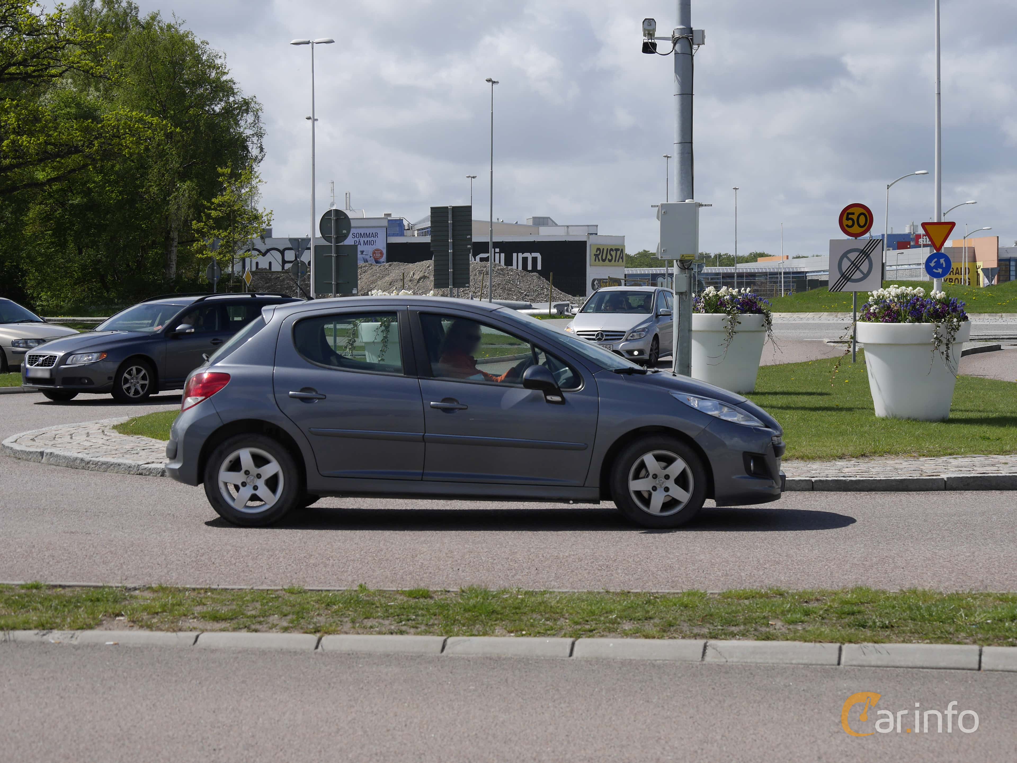 Peugeot 207 5-door 1.4 Manual, 73hp, 2012