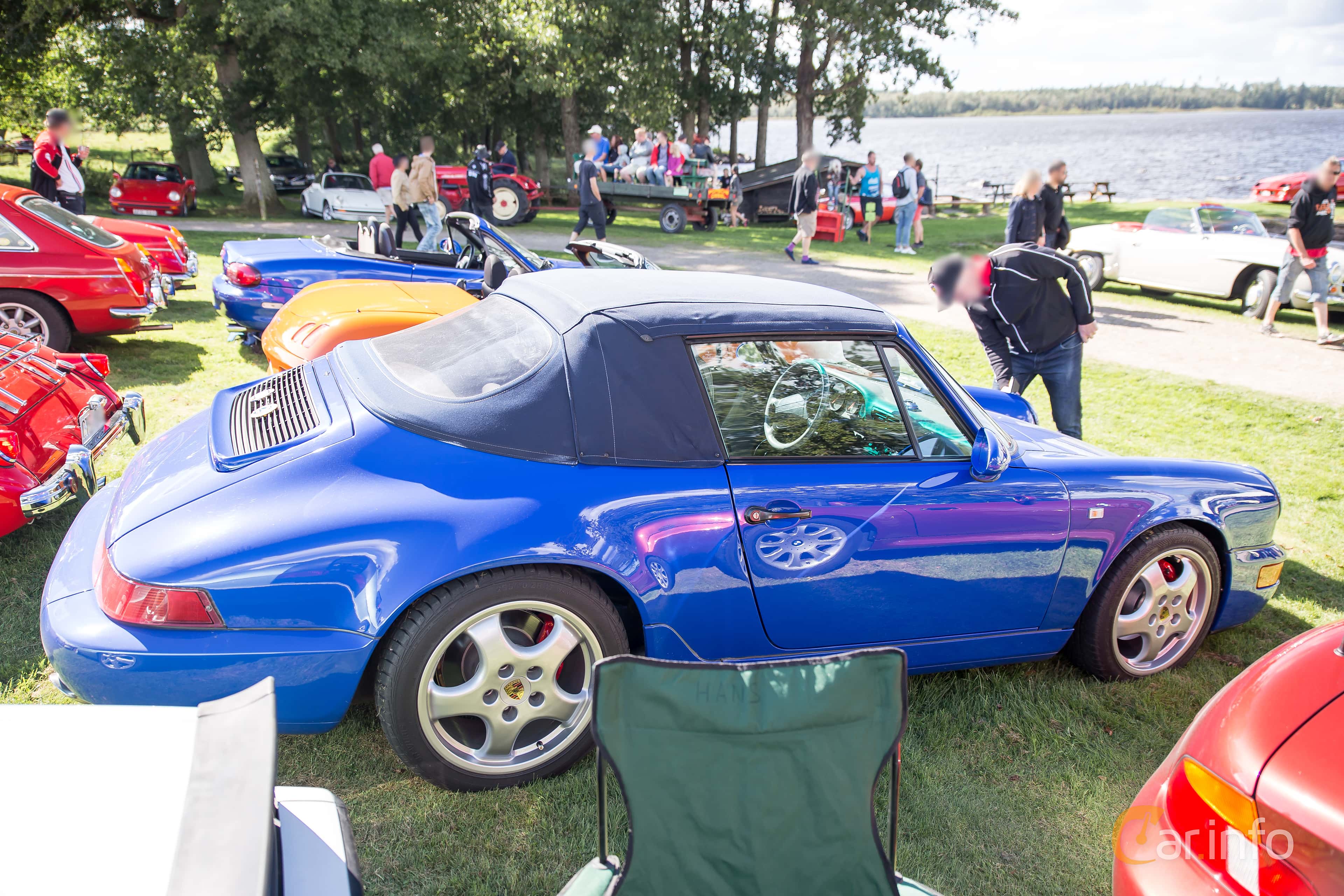 Porsche 911 Carrera 2 Cabriolet  Manual, 250hp, 1991