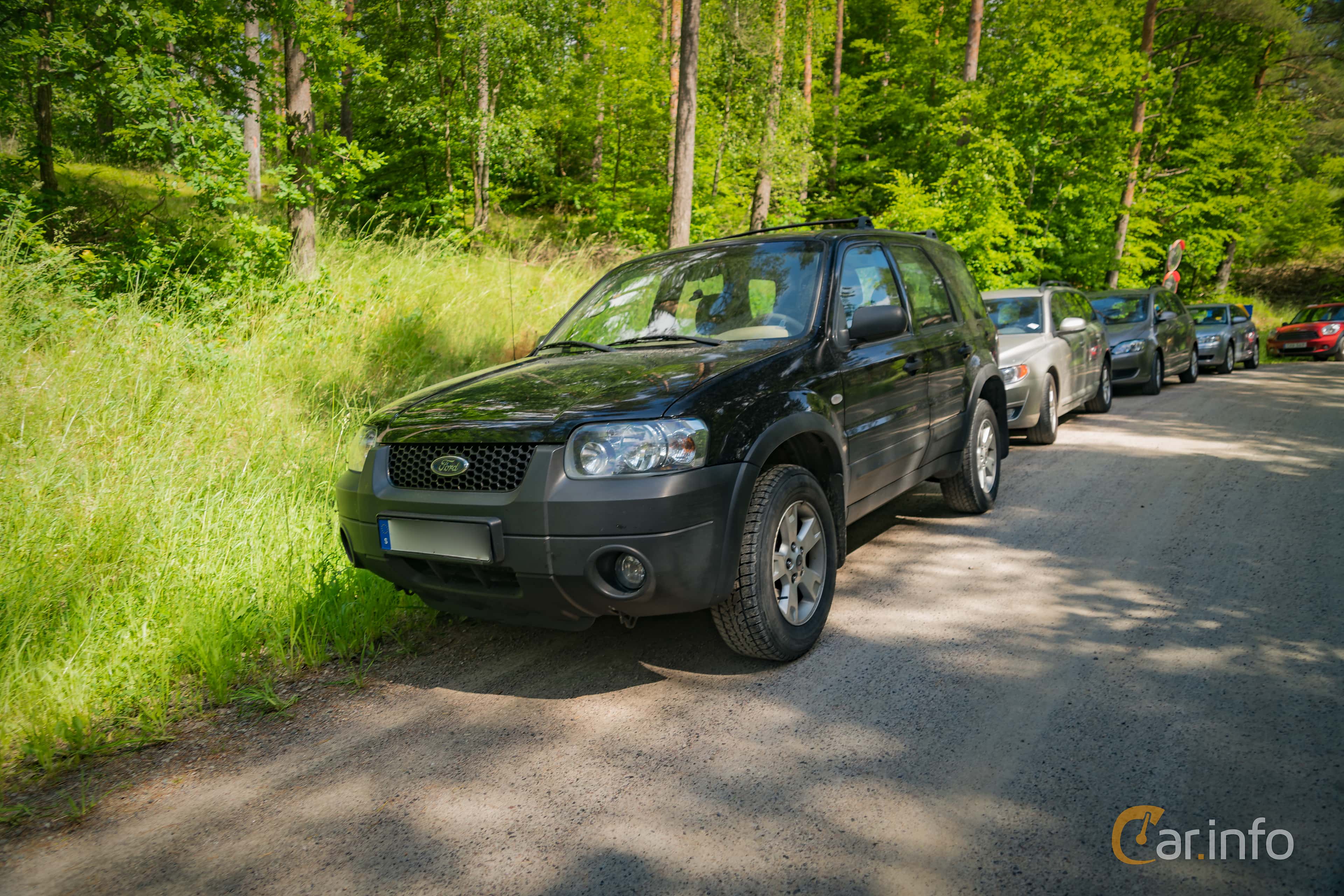 Ford Maverick 2nd Generation 2.3 4WD Manual, 5-speed