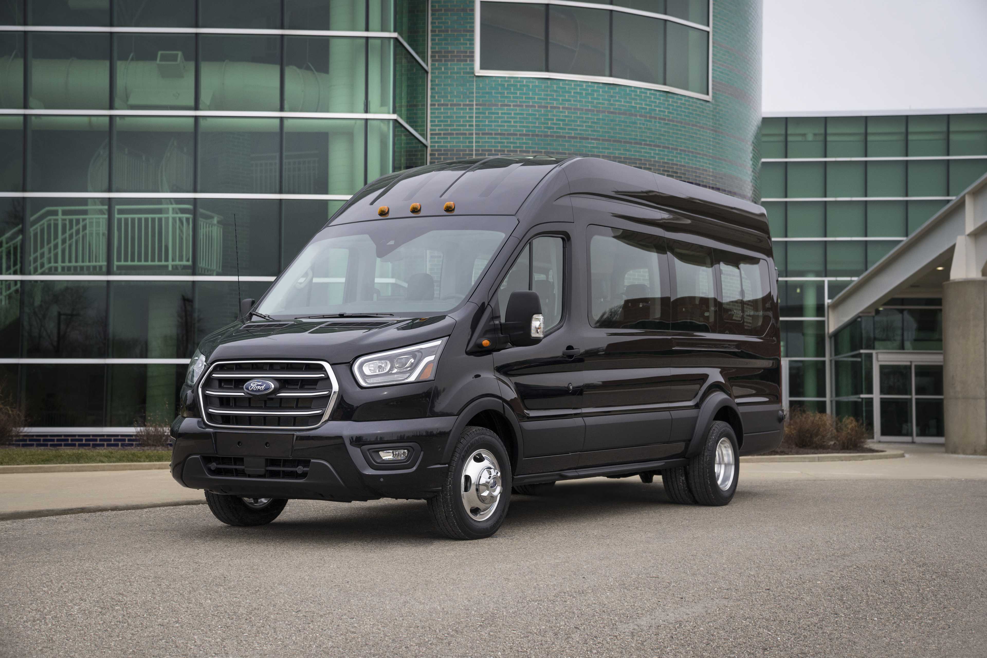 Ford Transit T-350 Passenger Van 3.5 PFDi FFV SelectShift, 279hp, 2020