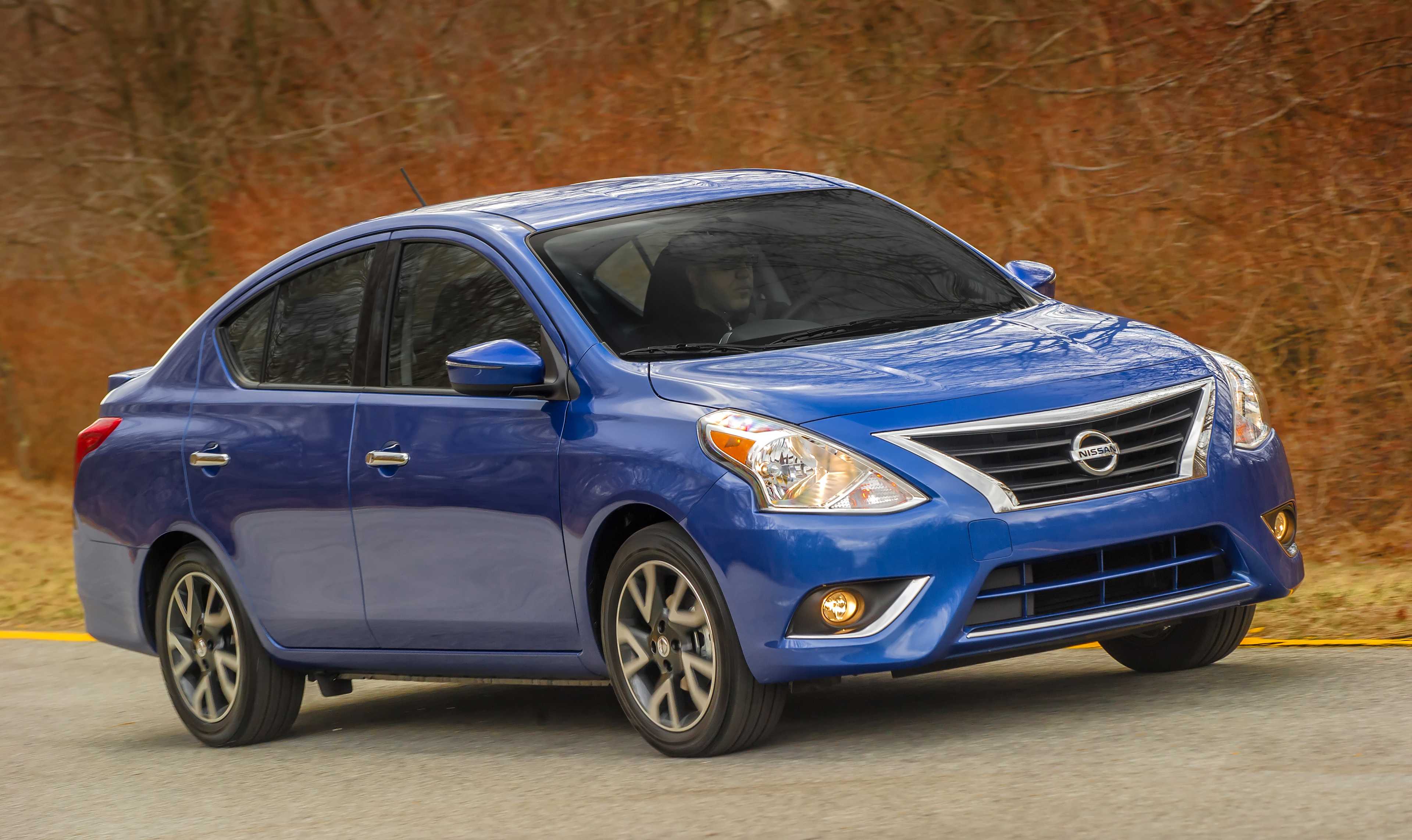 Nissan Versa 2015