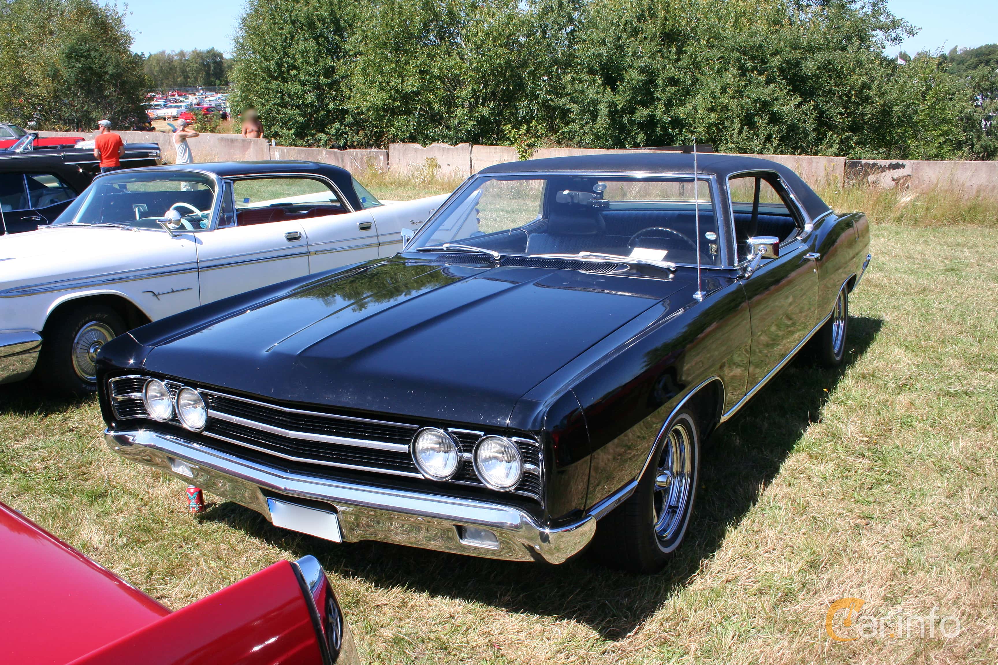 Ford Galaxie 500 2-door Hardtop 4.9 V8