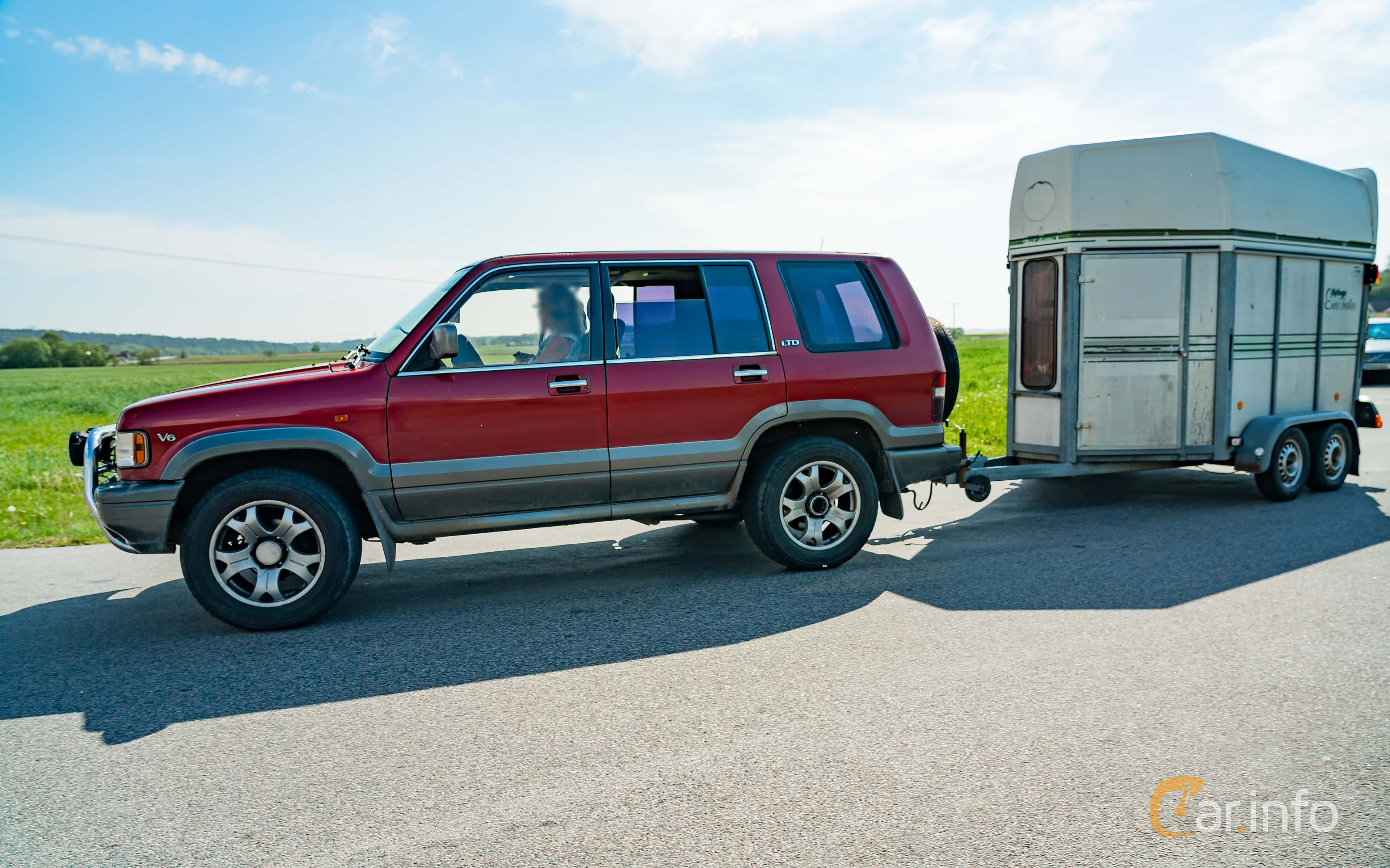 Opel Monterey 3.2 V6 4WD 177hp, 1992