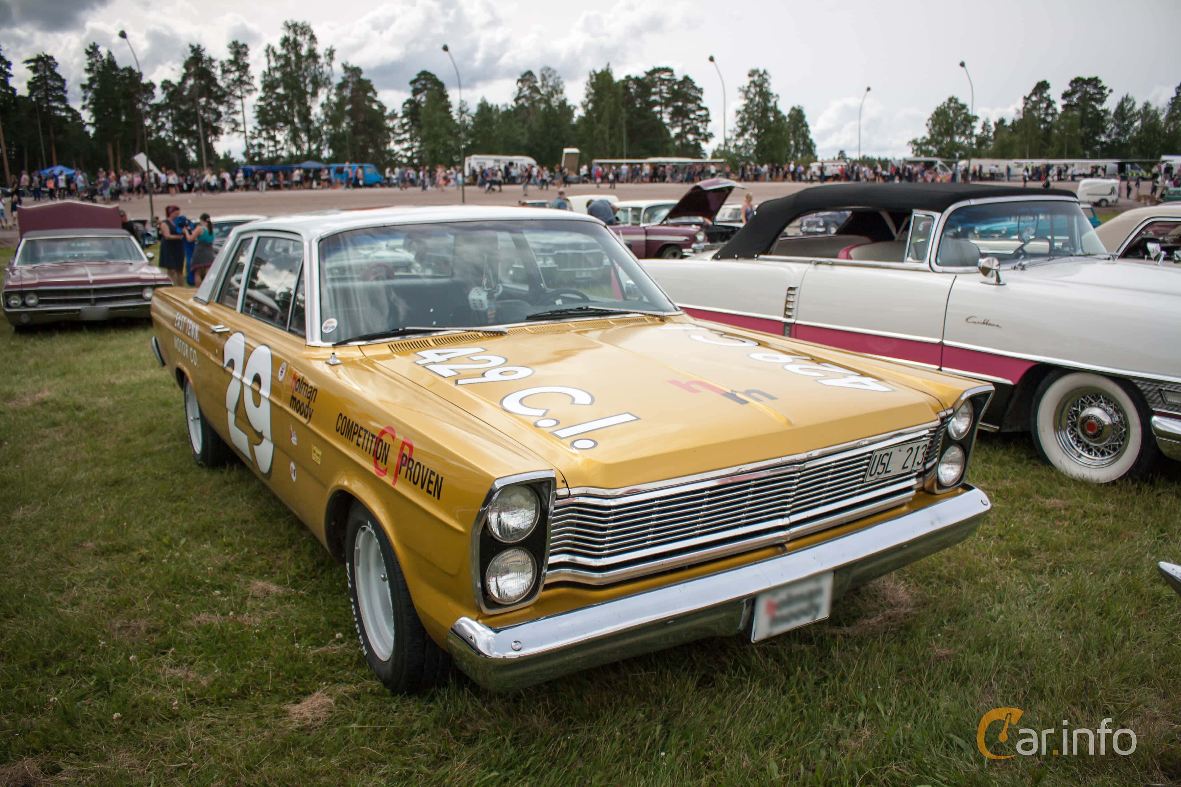 Ford Custom 2-door Sedan 3.9 152hp, 1966