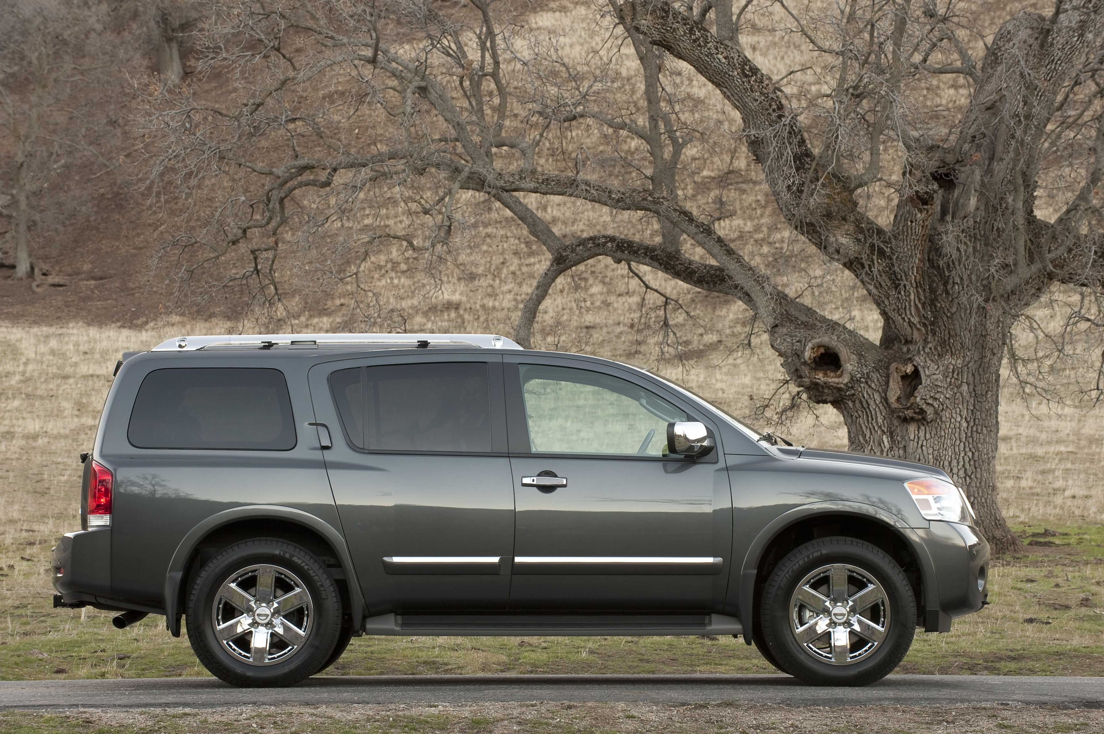Nissan Armada 2015