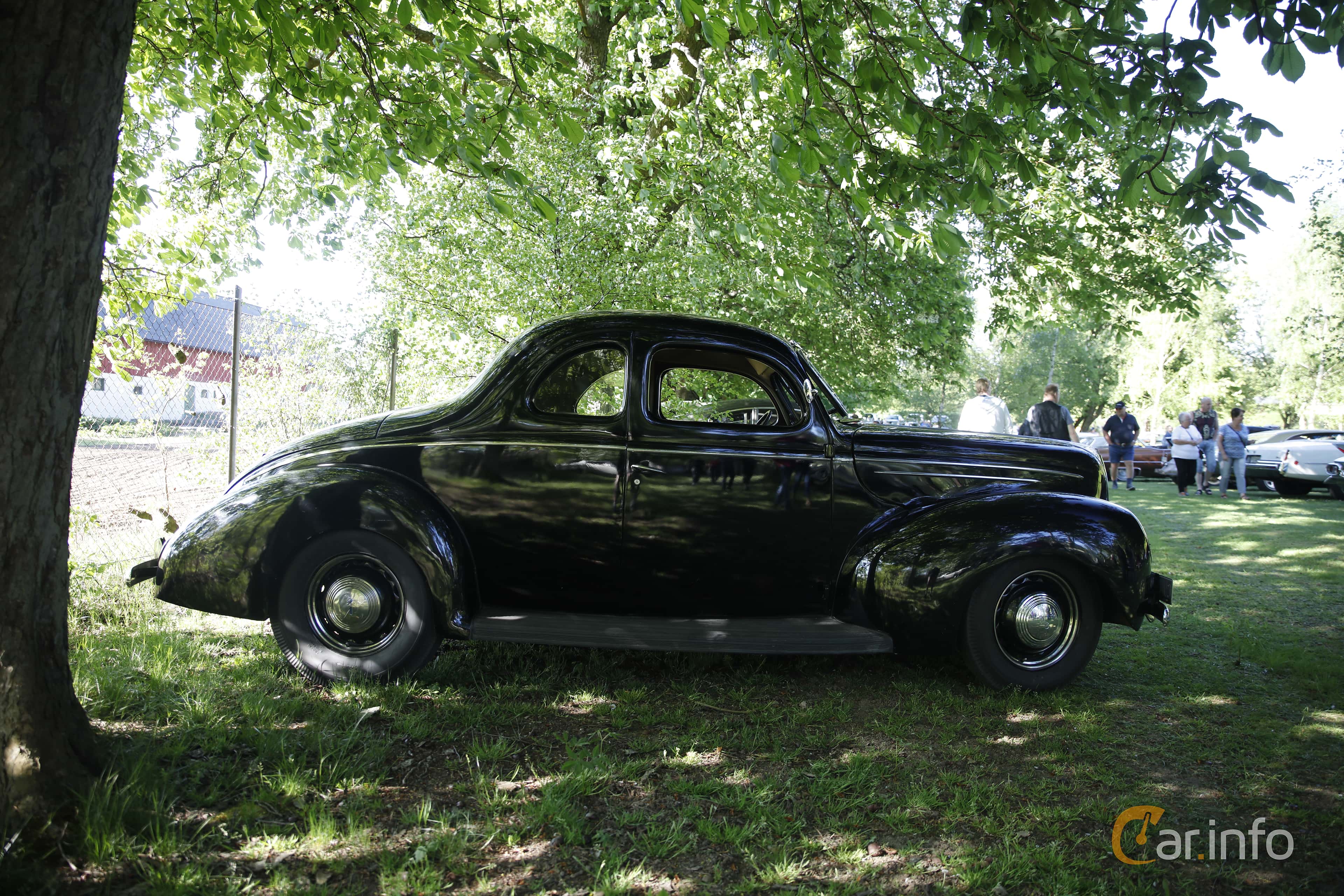 Ford Deluxe 3.6 V8 91A