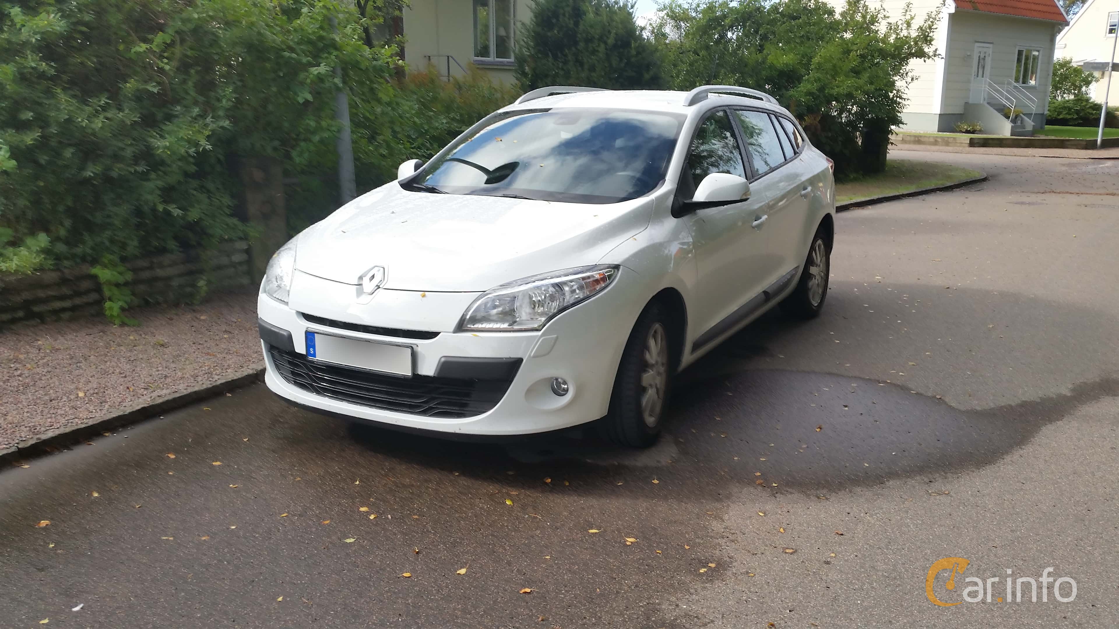 Renault Mégane Grandtour 1.6 E85 Manual, 110hp, 2011