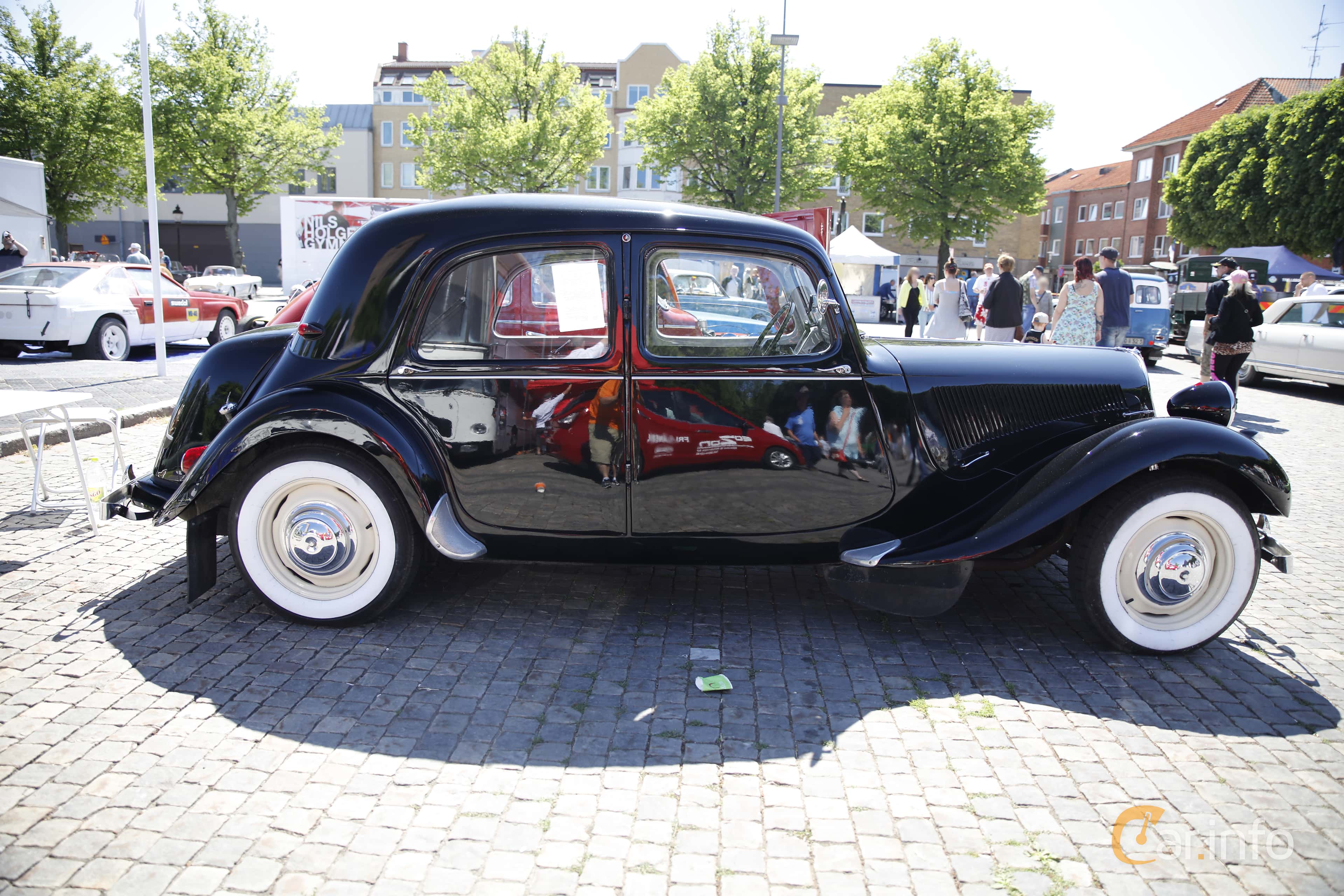 Citroën 11 CV Sedan 1.9 Manual, 56hp, 1952