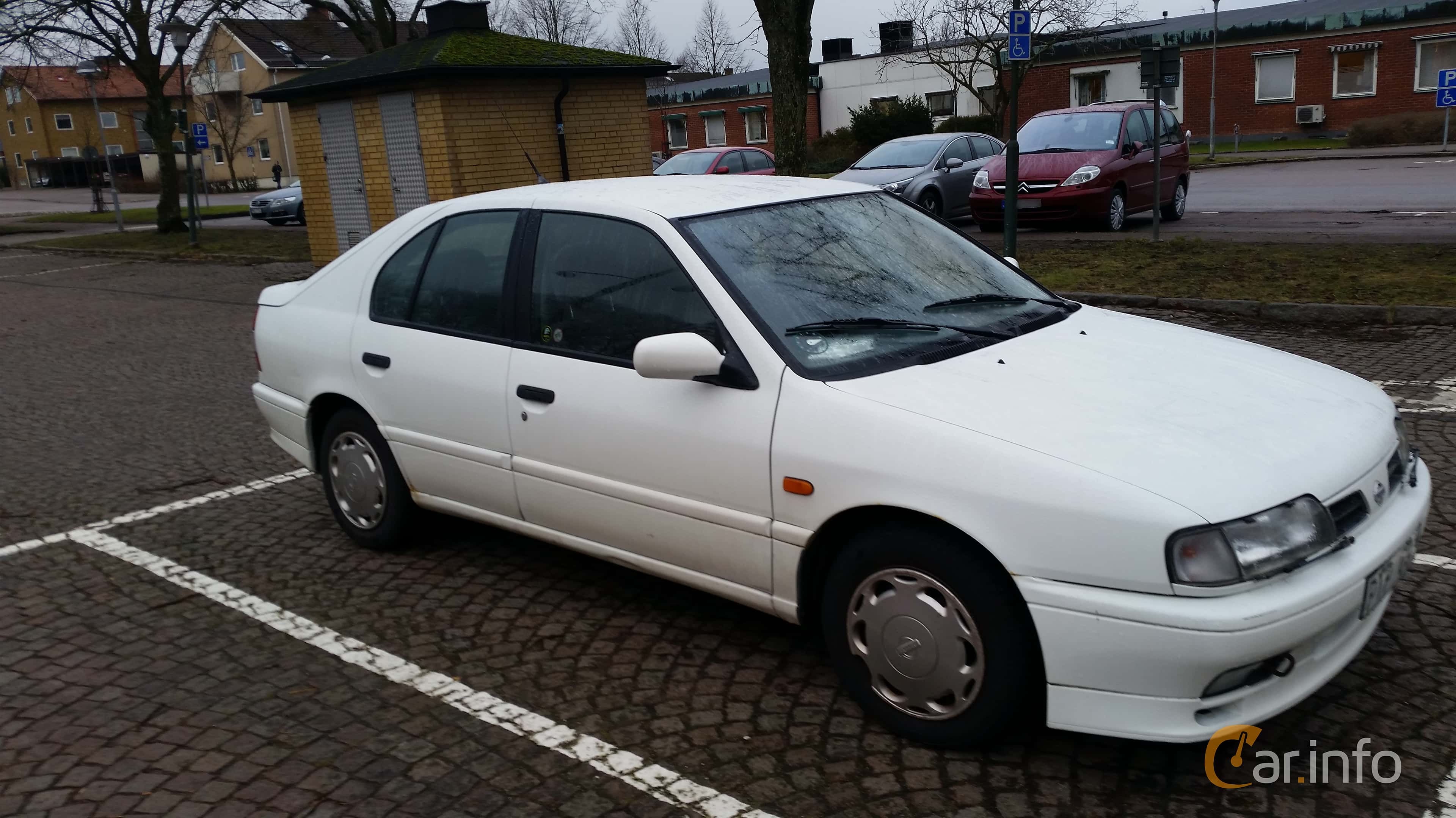 Nissan Primera 2.0 P11