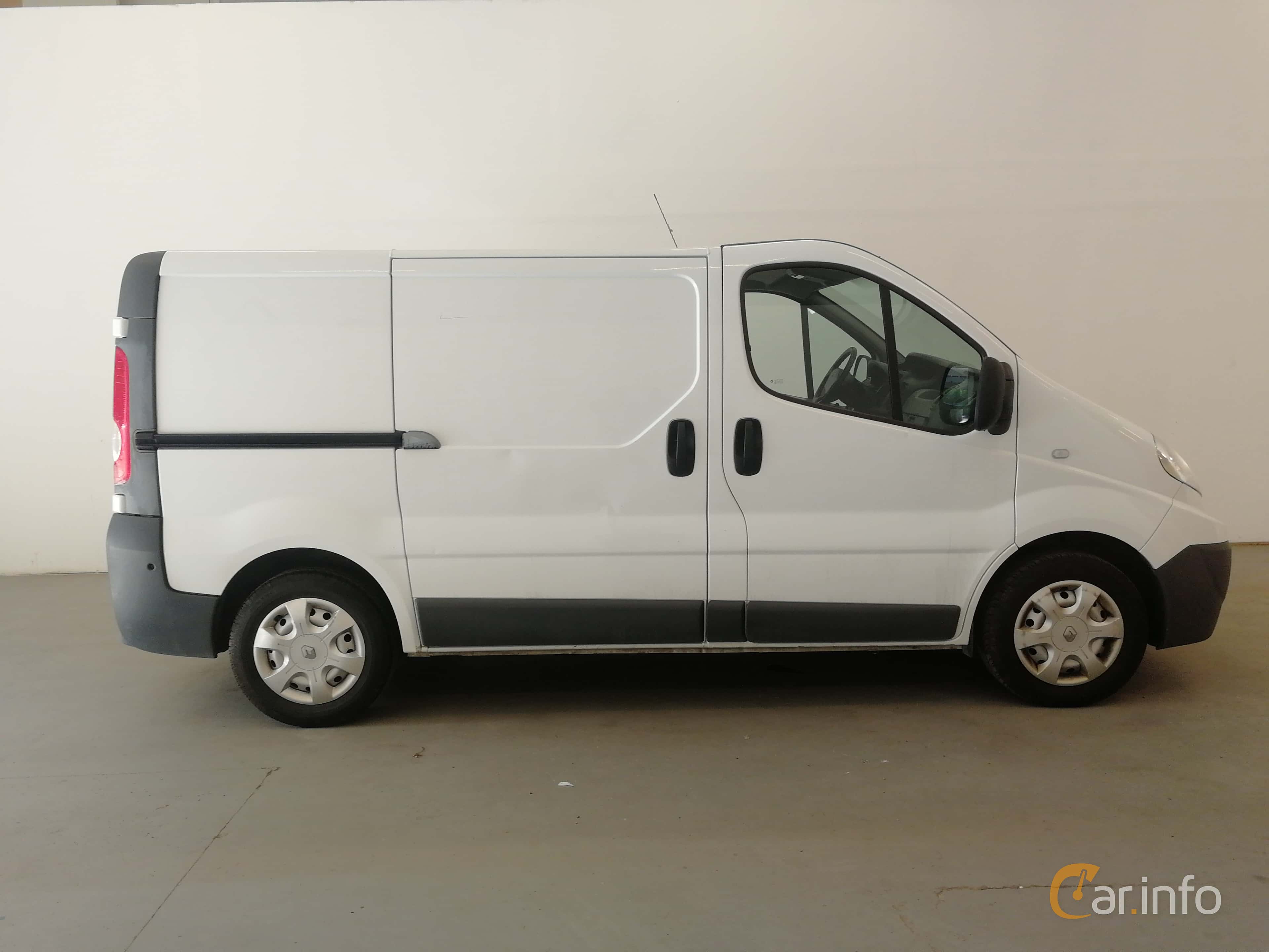 Renault Trafic Van 2.0 dCi Manual, 90hp, 2006