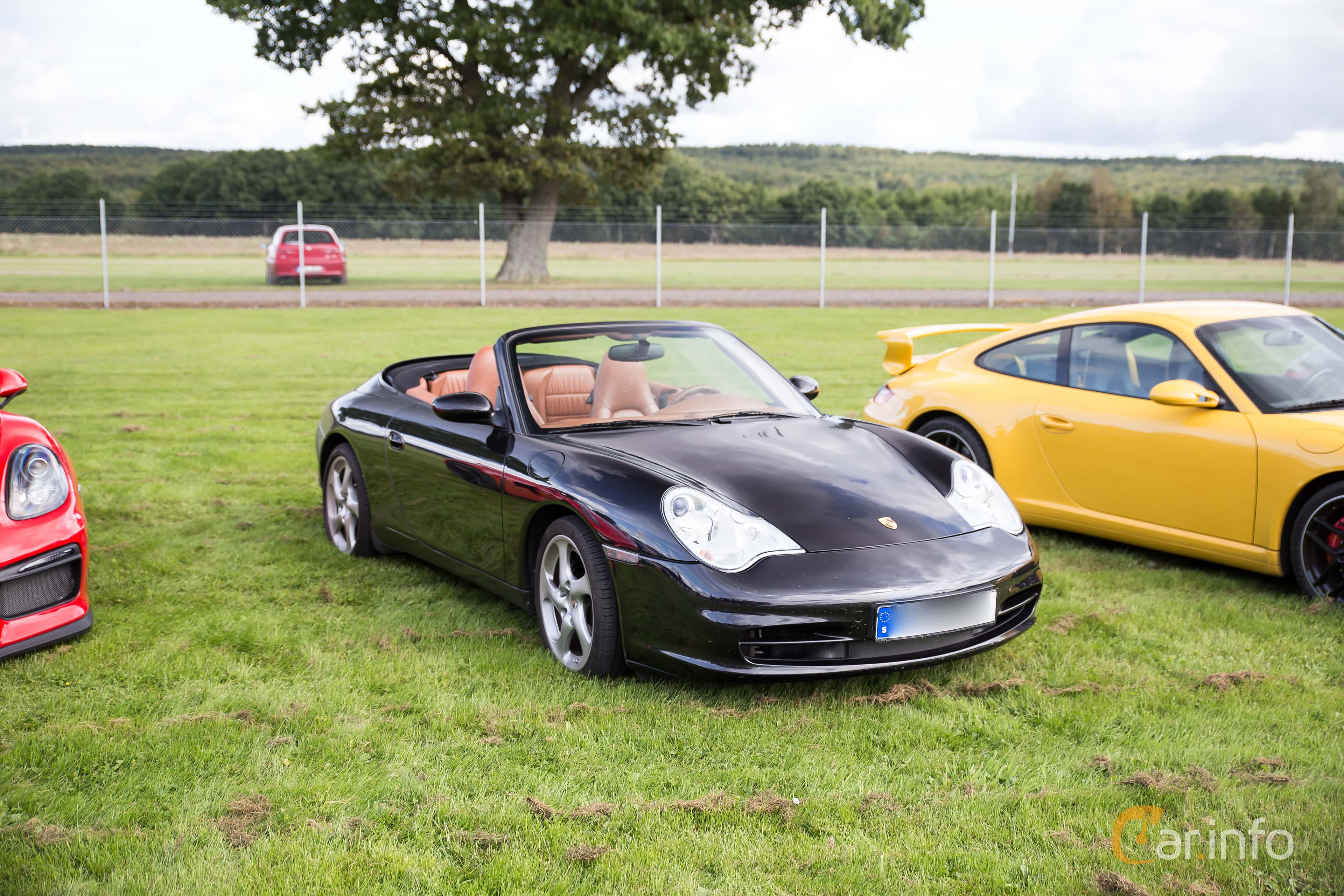 Porsche 911 Carrera Cabriolet  Manual, 320hp, 2003
