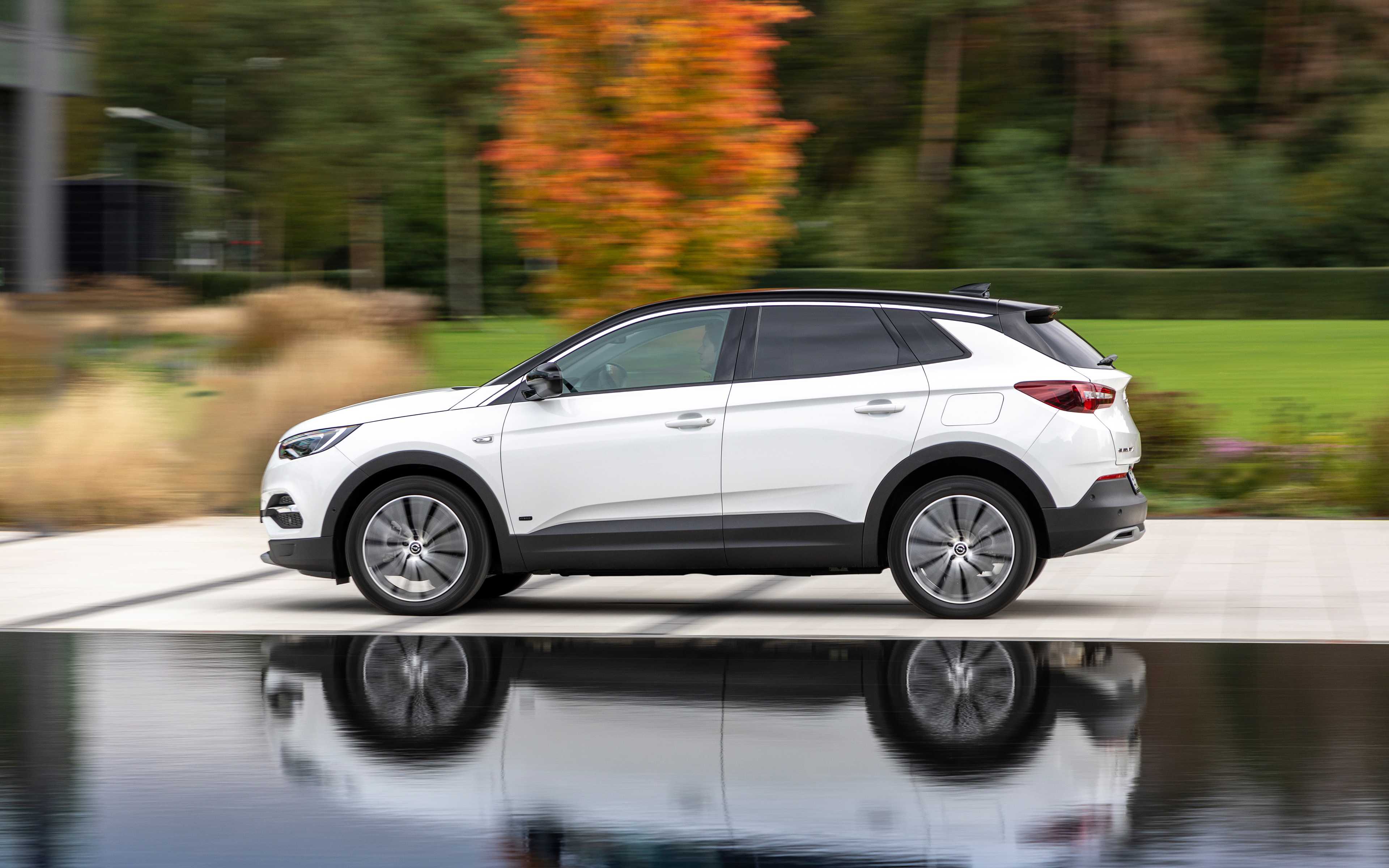 Opel Grandland X Hybrid  Automatic, 224hp, 2020