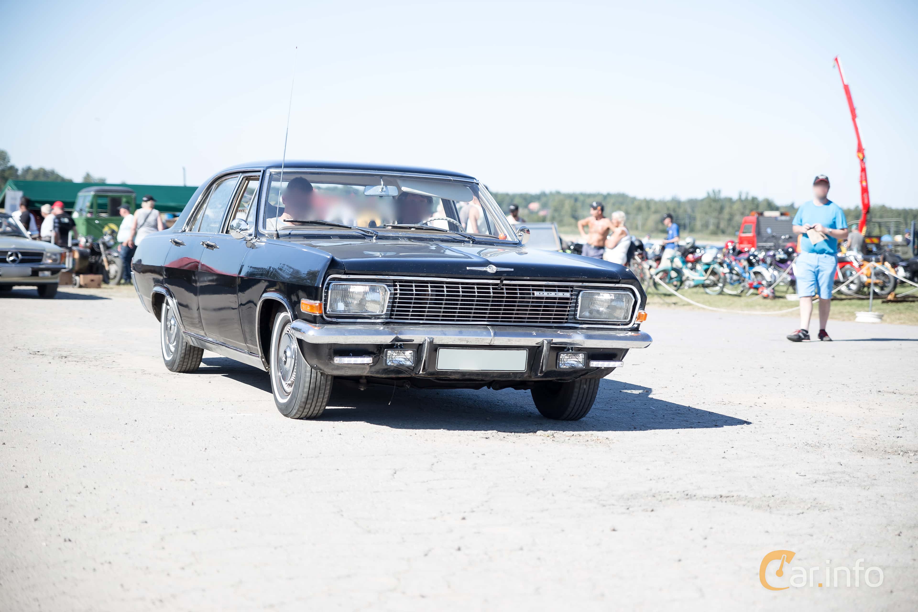 Opel Admiral generation A 2.8 Manual, 4-speed
