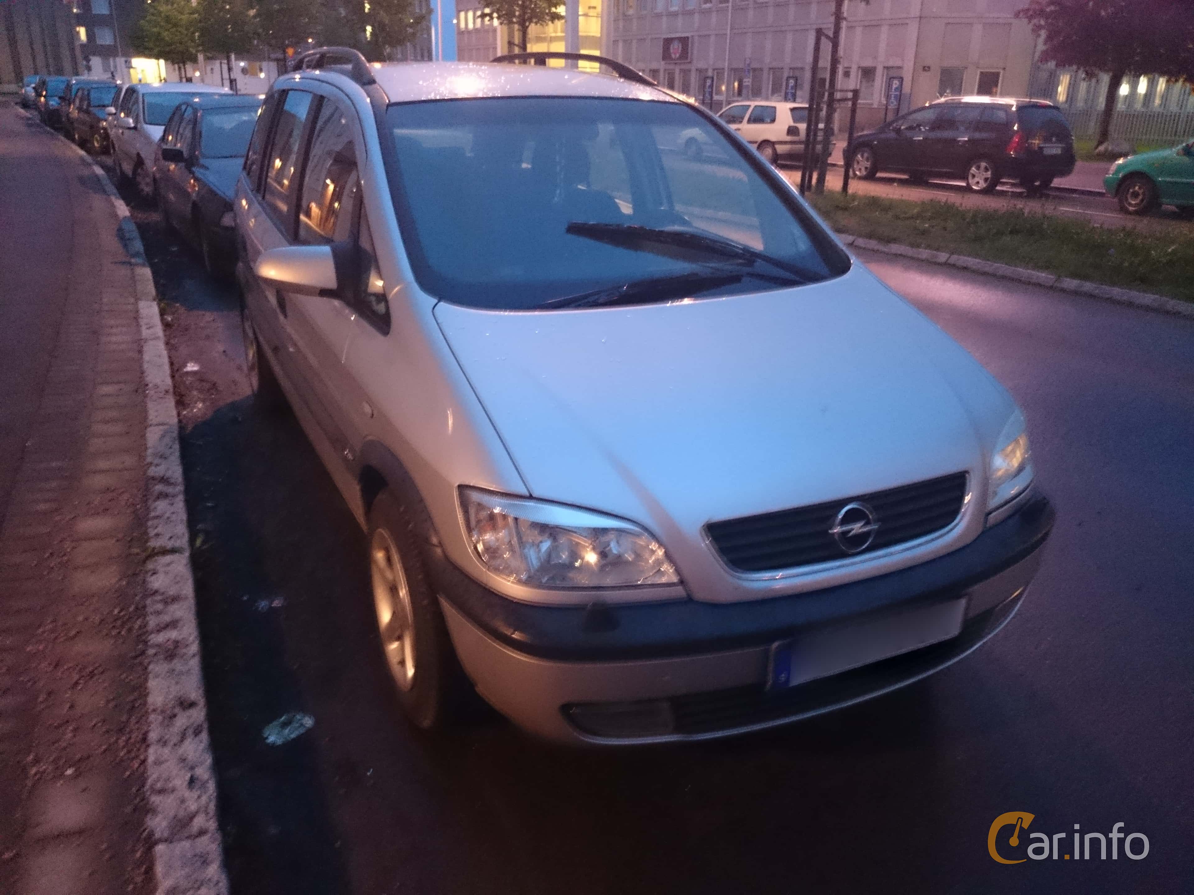 Opel Zafira 1.8 Manual, 115hp, 2000